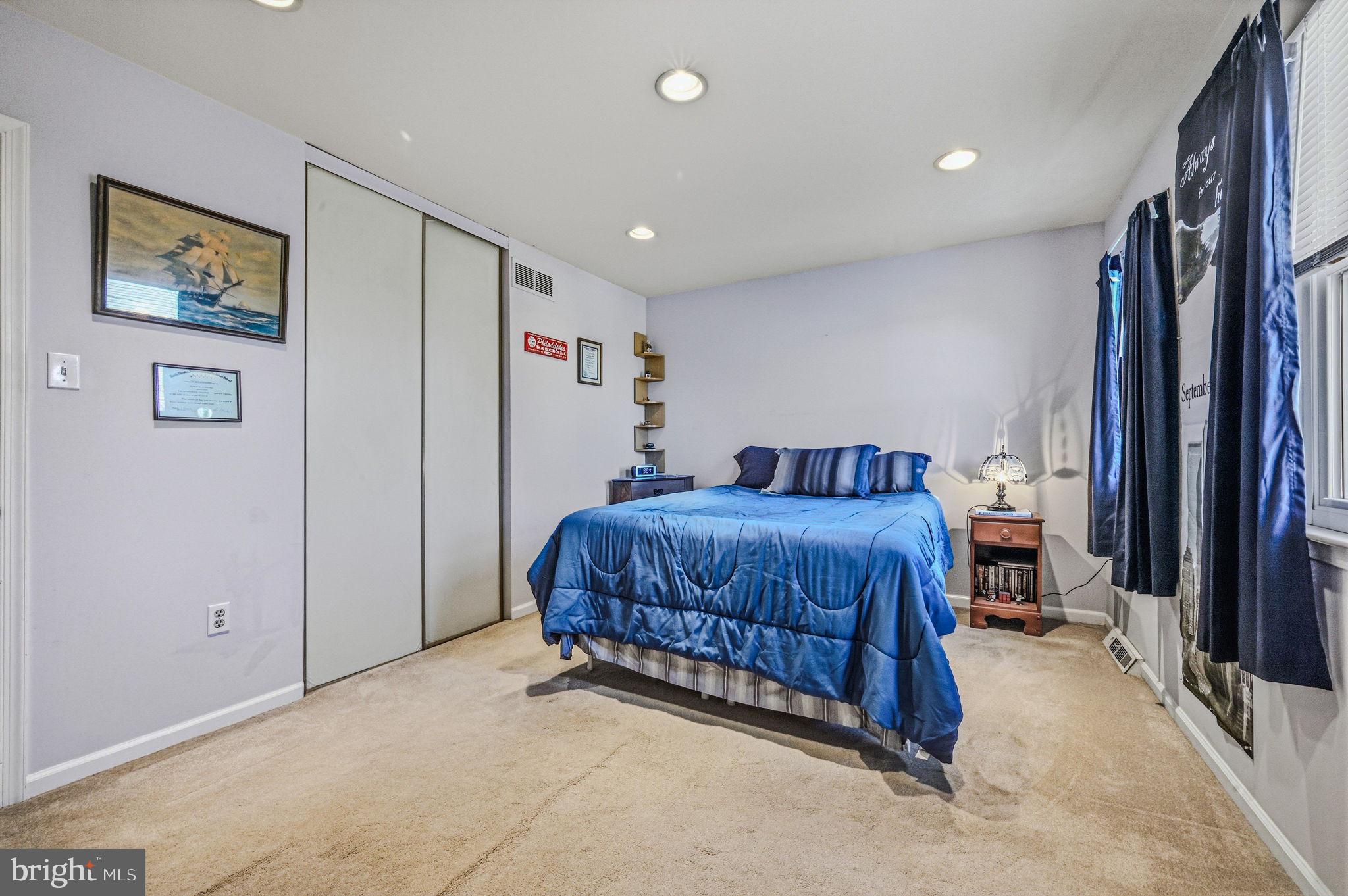 HARLEYSVILLE - Residential