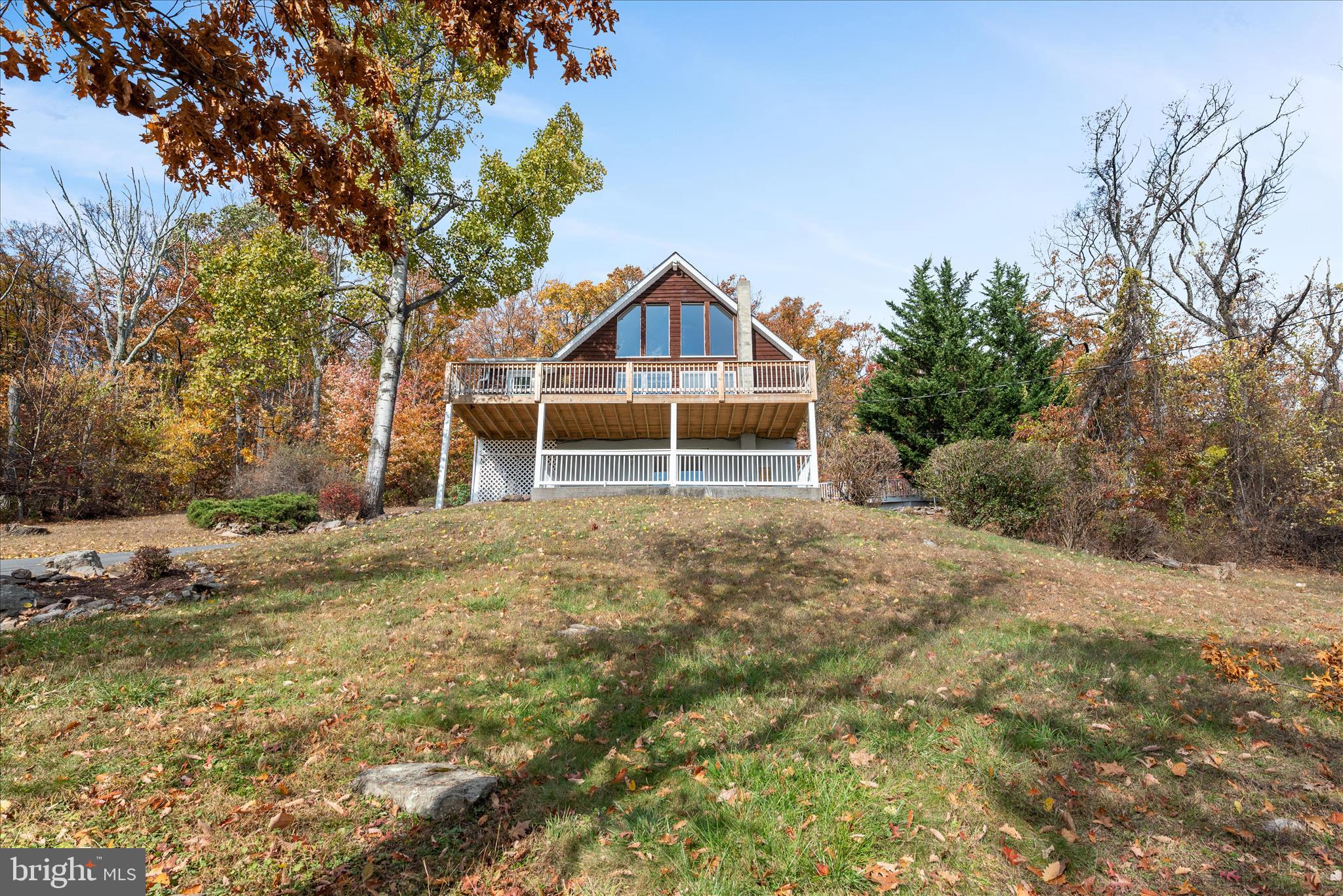 1133 TOMAHAWK TRL TRAIL