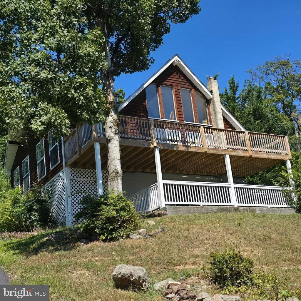 Photo of 1133 Tomahawk Trl, WINCHESTER, VA 22602 (MLS # VAFV2036660)