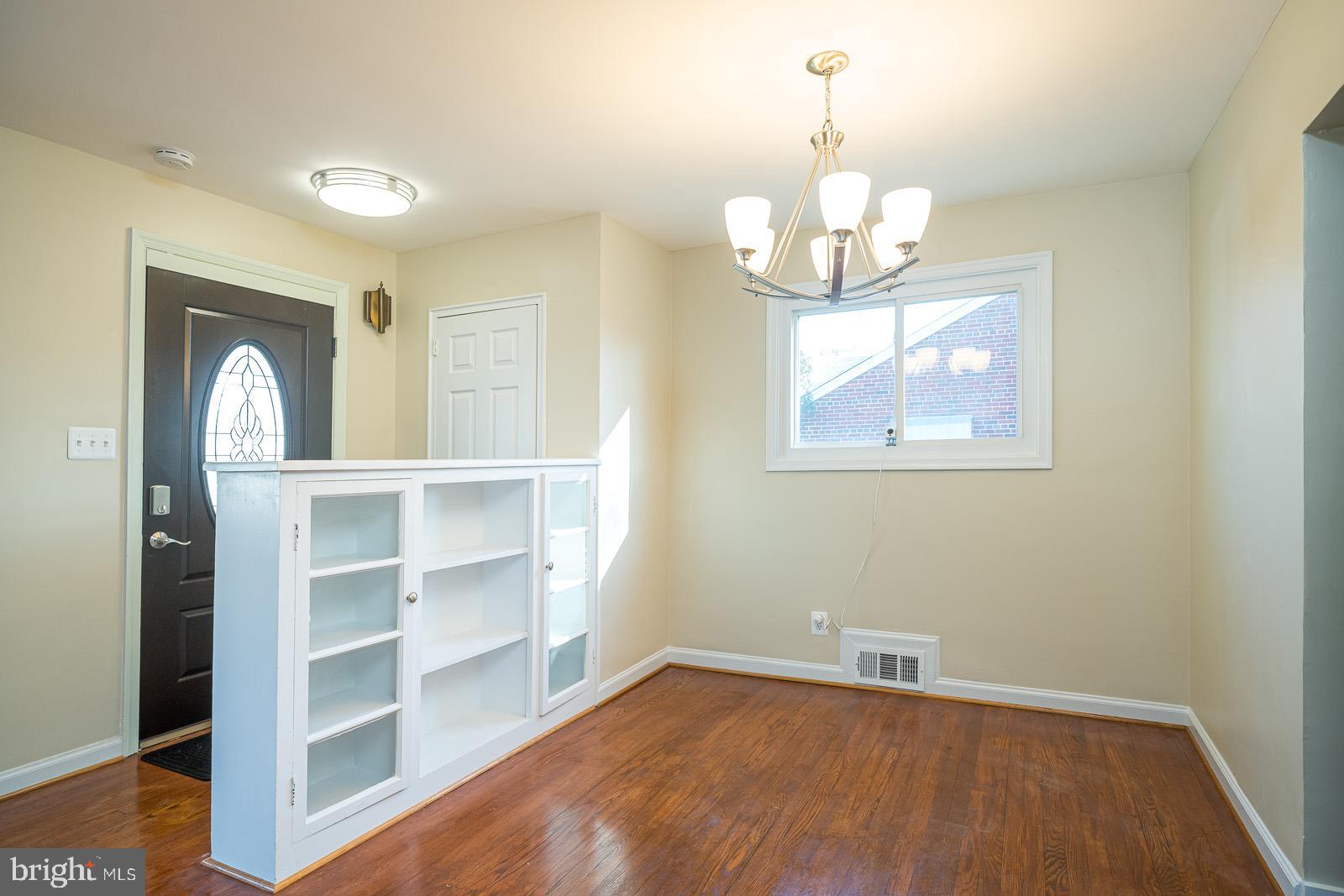 NORTH HILLS - Residential