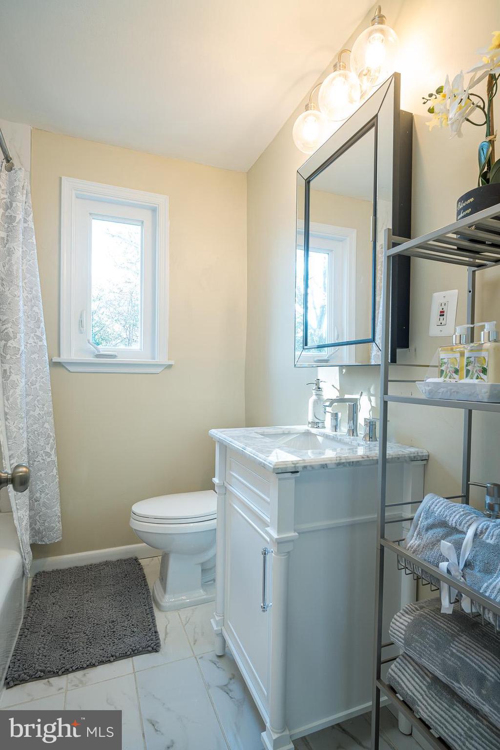 NORTH HILLS - Residential