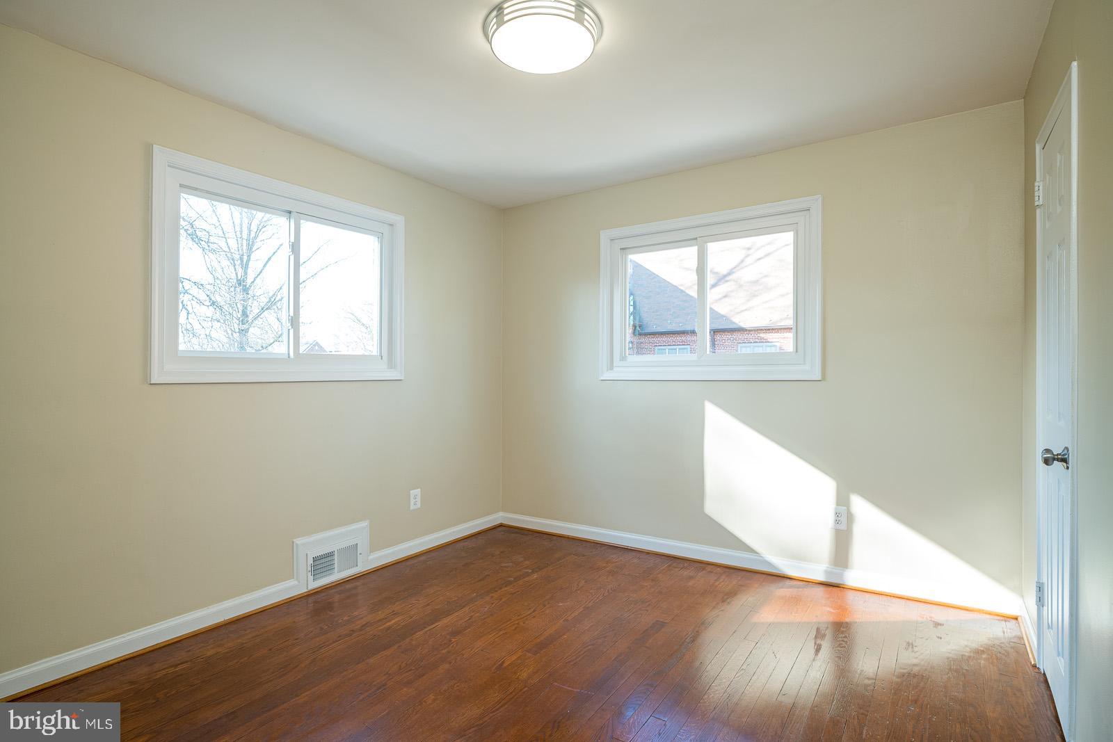 NORTH HILLS - Residential