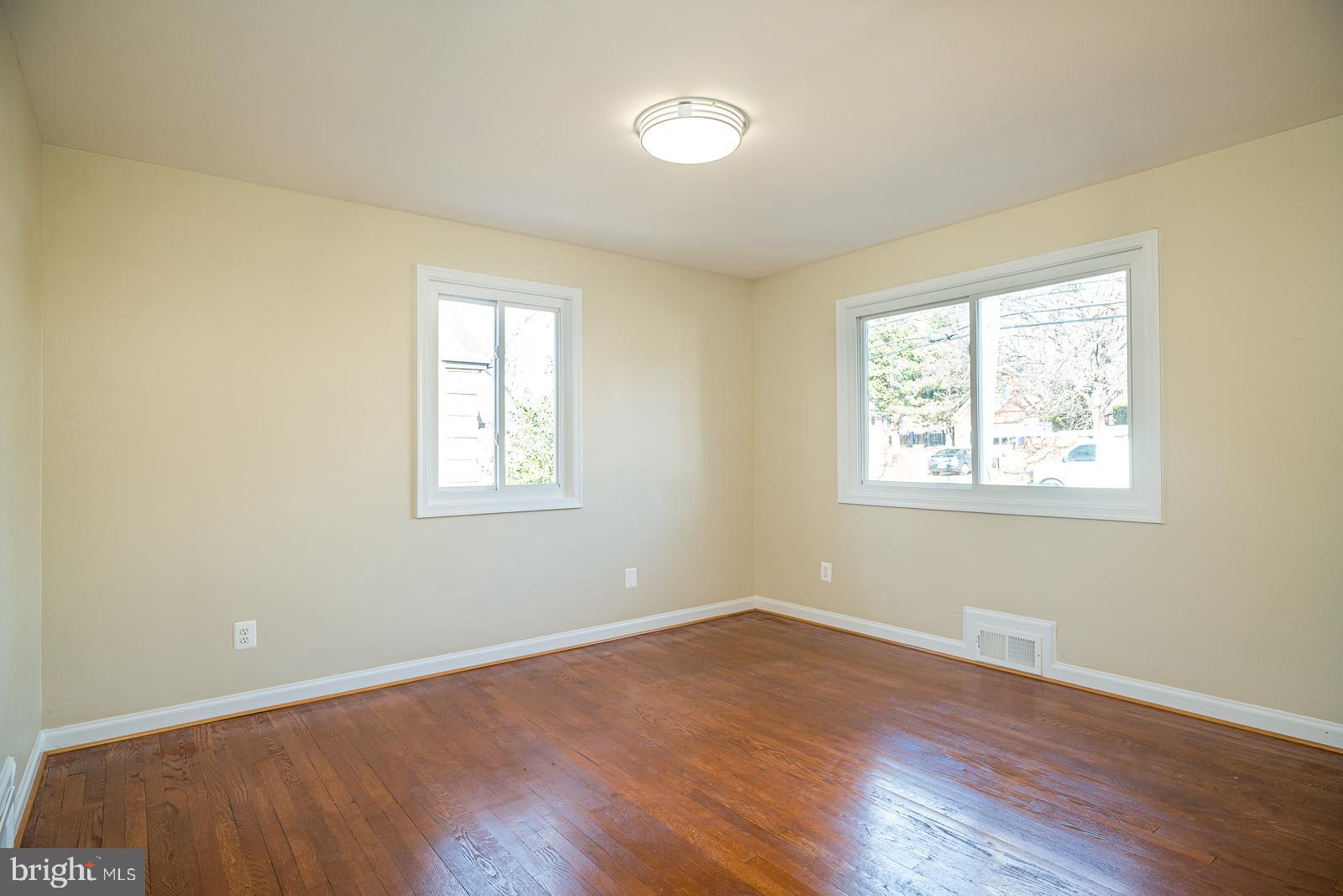 NORTH HILLS - Residential