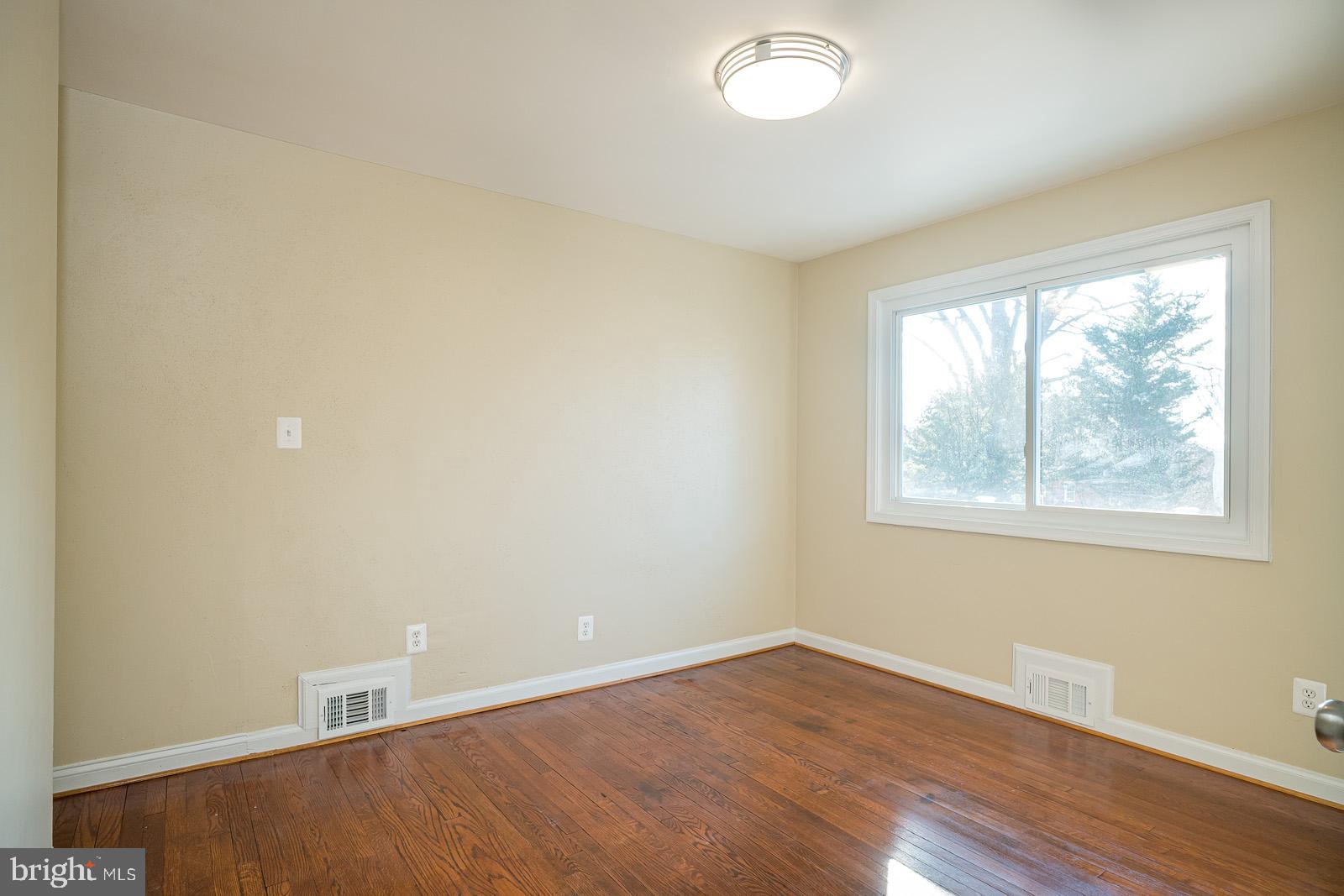 NORTH HILLS - Residential