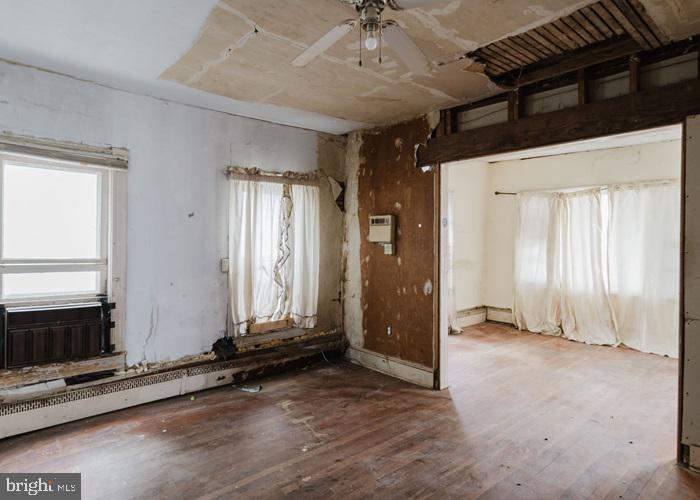 QUEEN ANNE - Residential