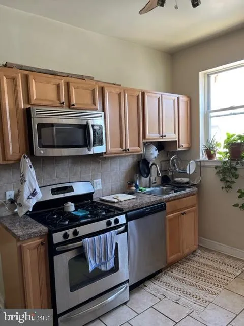 Additional image 33 of 1121 S 13th Street Unit 2ND FLOOR, Philadelphia, PA 19147