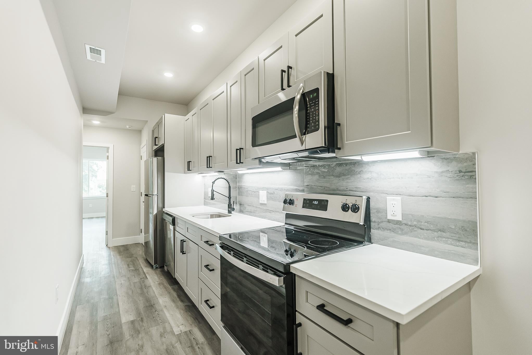 3608 MELON STREET 3