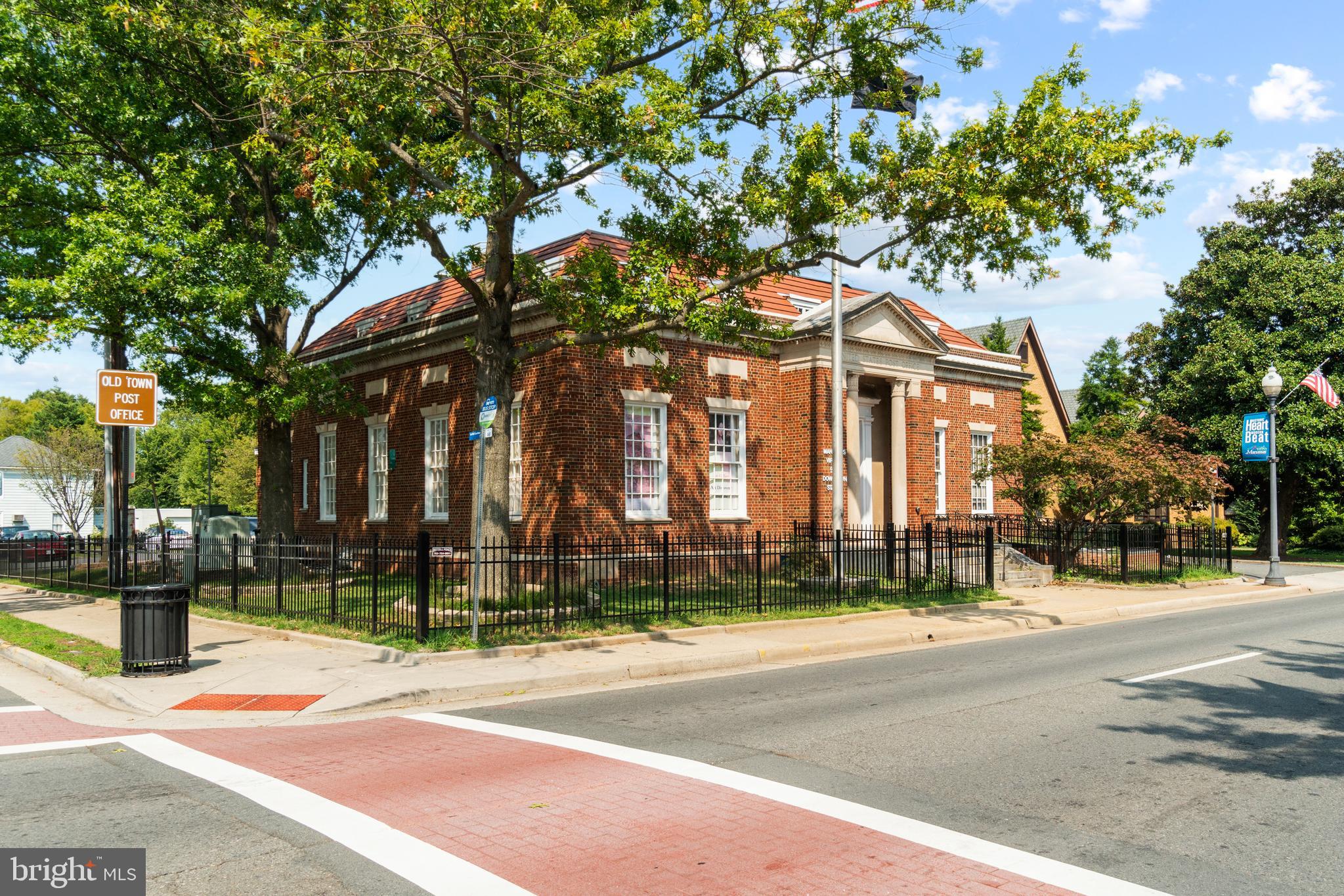 OLD TOWN - Commercial Lease