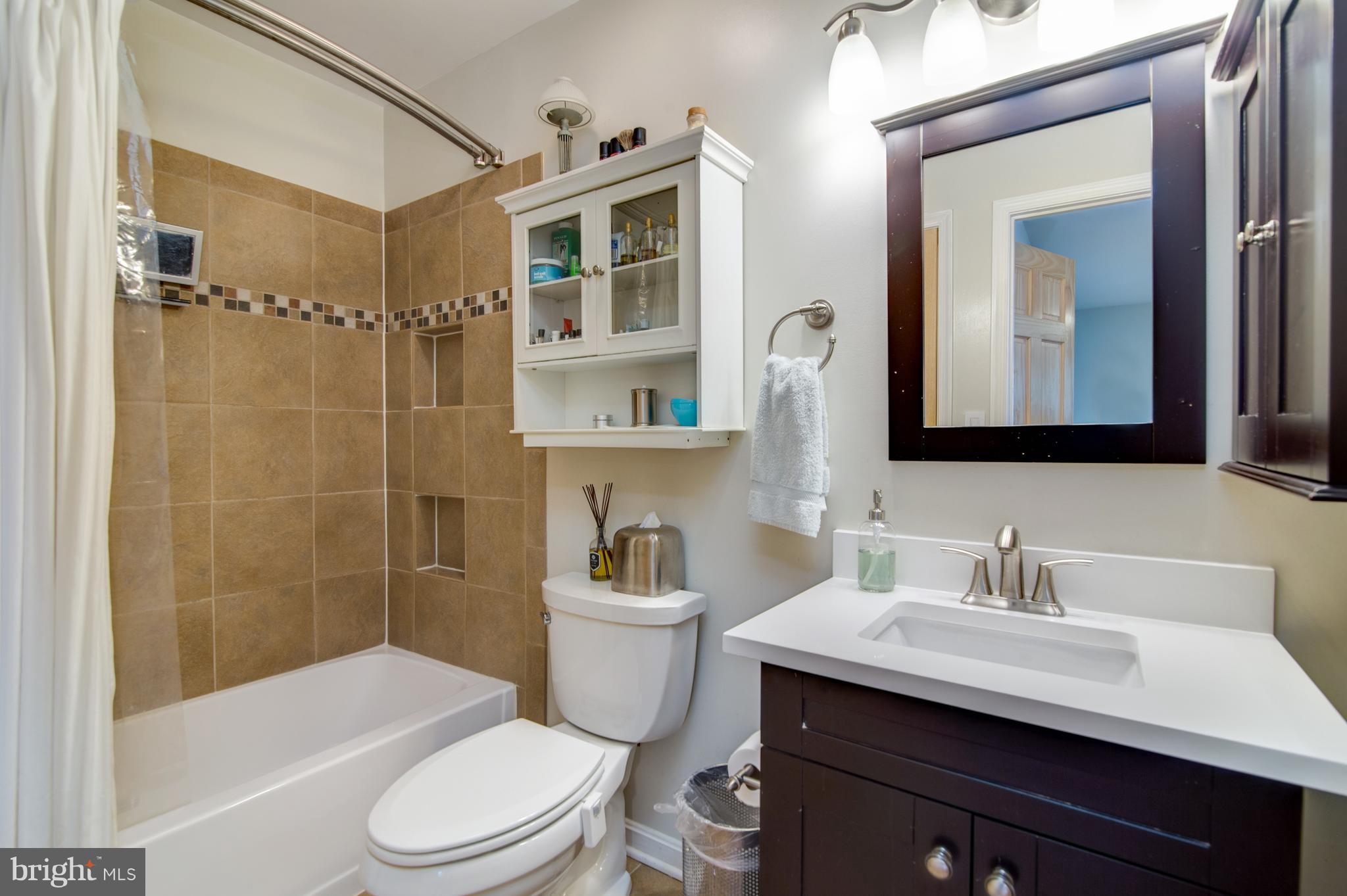 CIRCLE WOODS - Residential