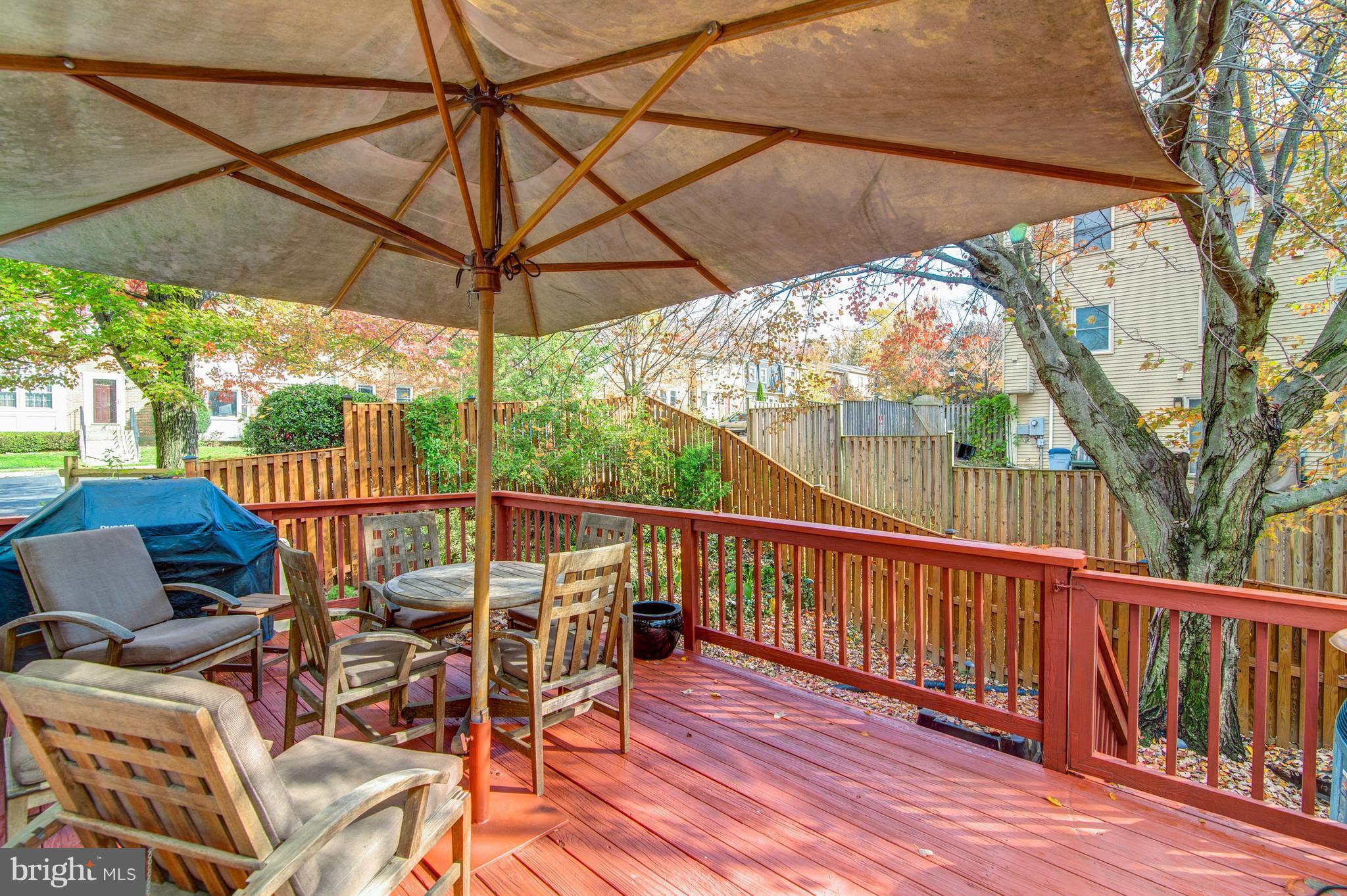 CIRCLE WOODS - Residential