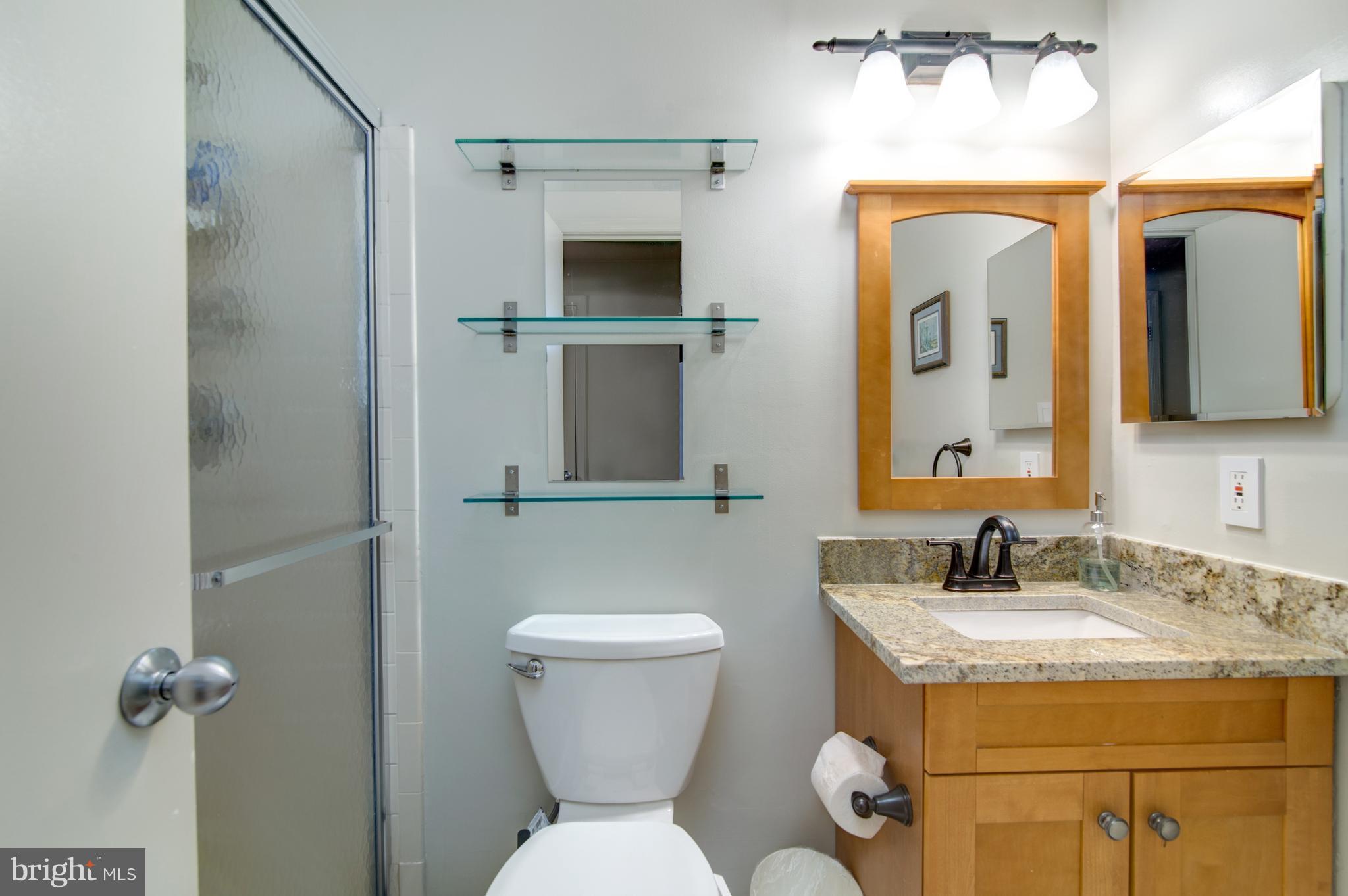 CIRCLE WOODS - Residential