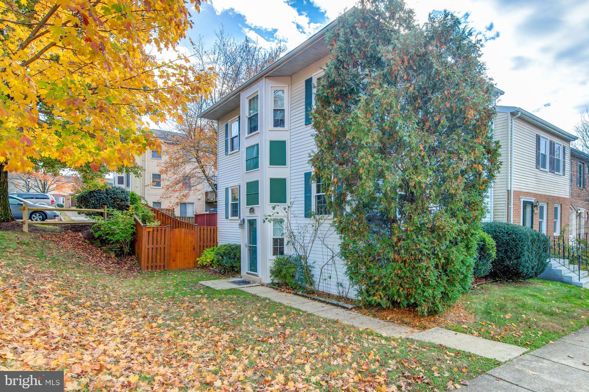 CIRCLE WOODS - Residential