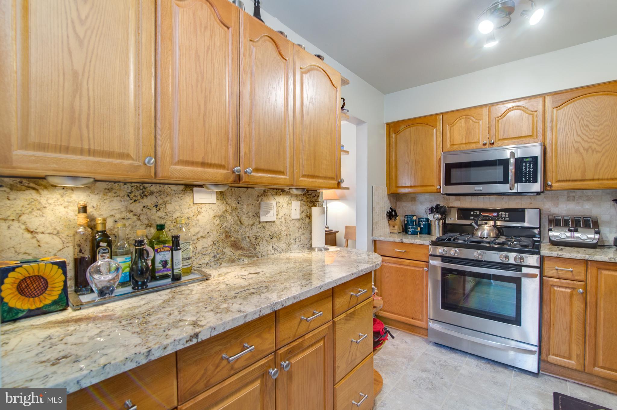 CIRCLE WOODS - Residential