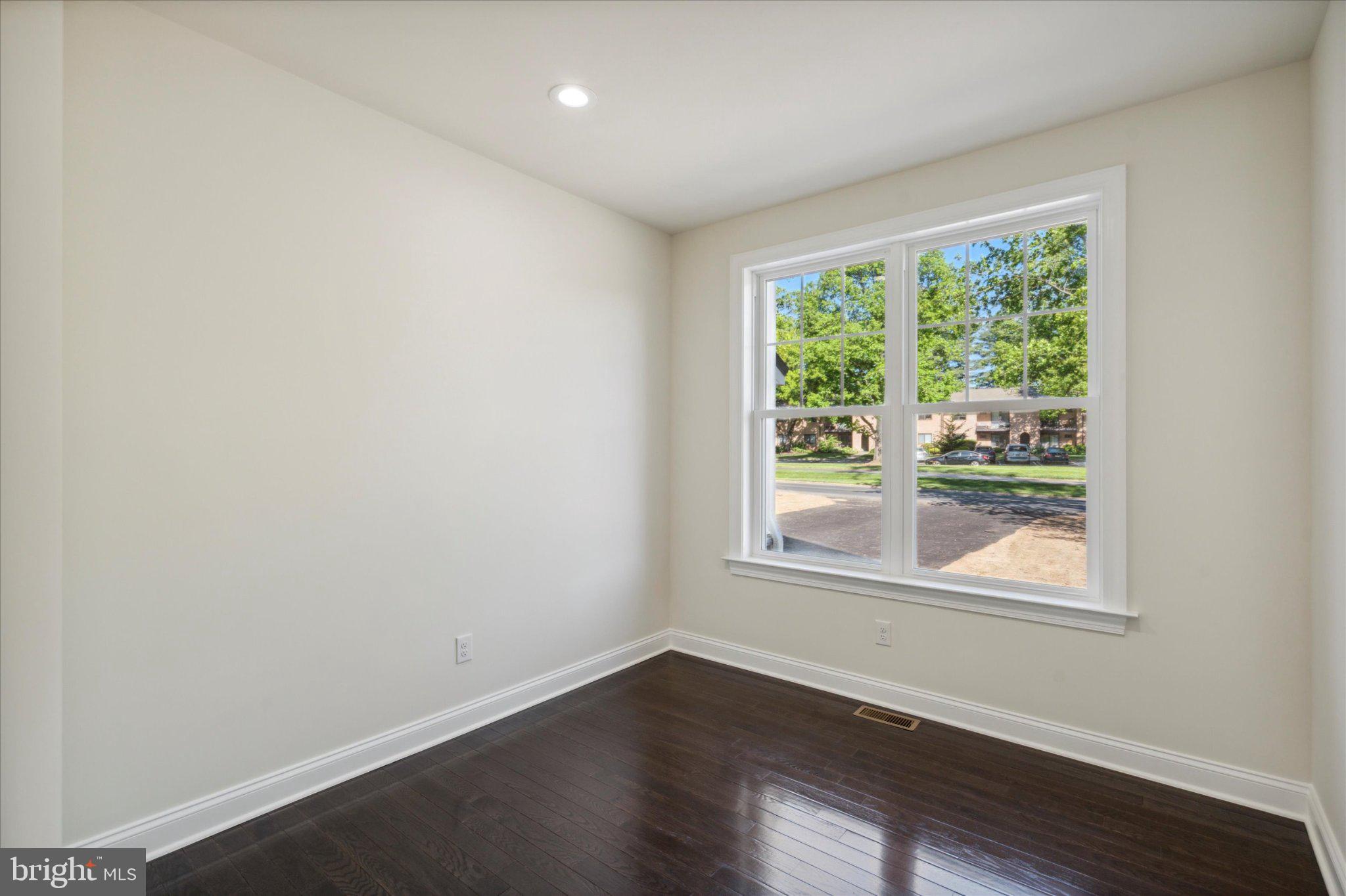 WYNNEWOOD VALLEY - Residential