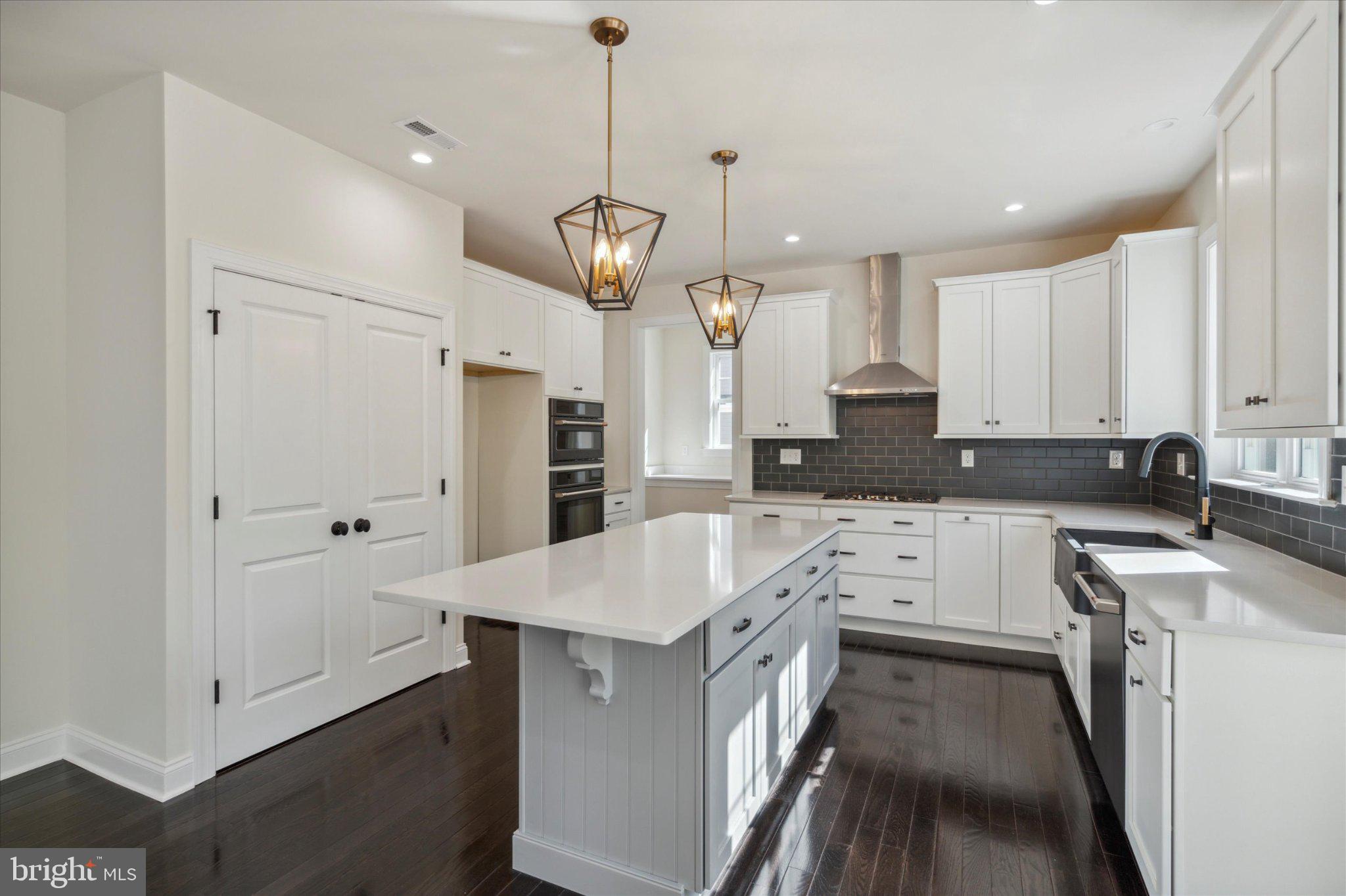 WYNNEWOOD VALLEY - Residential