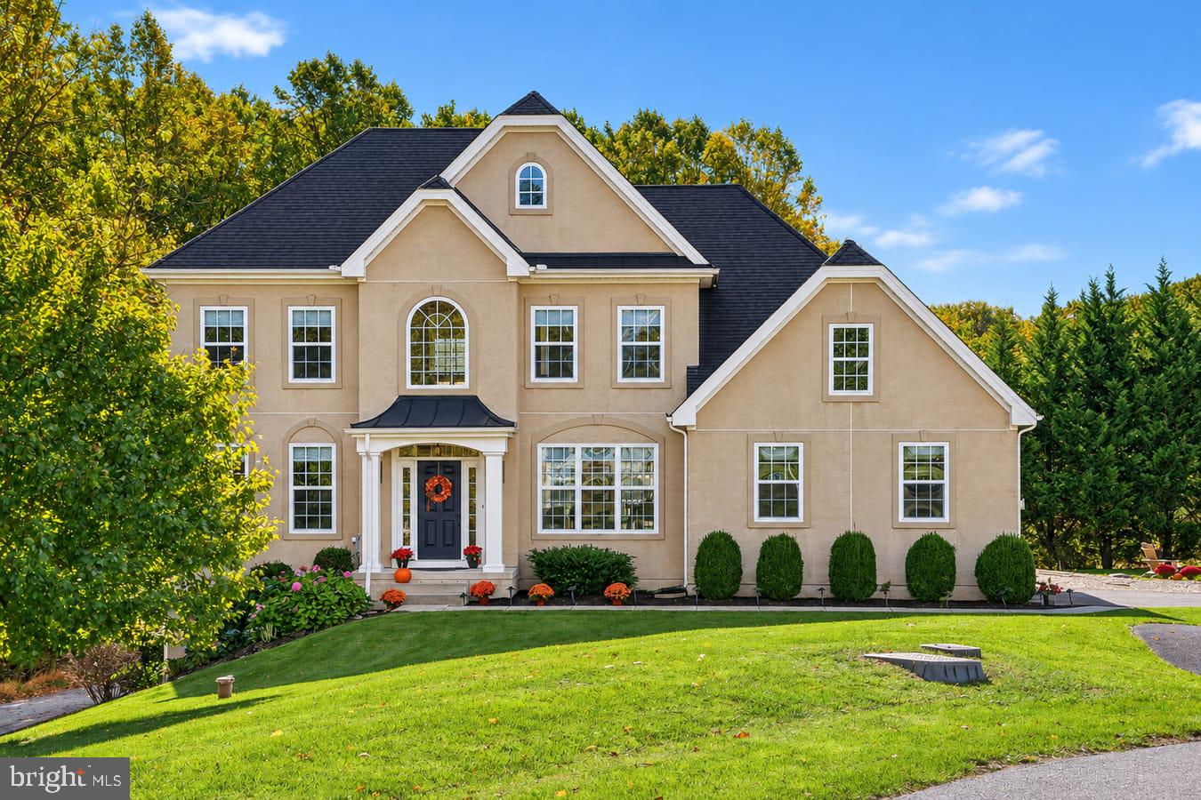 15 WINDSOR COURT