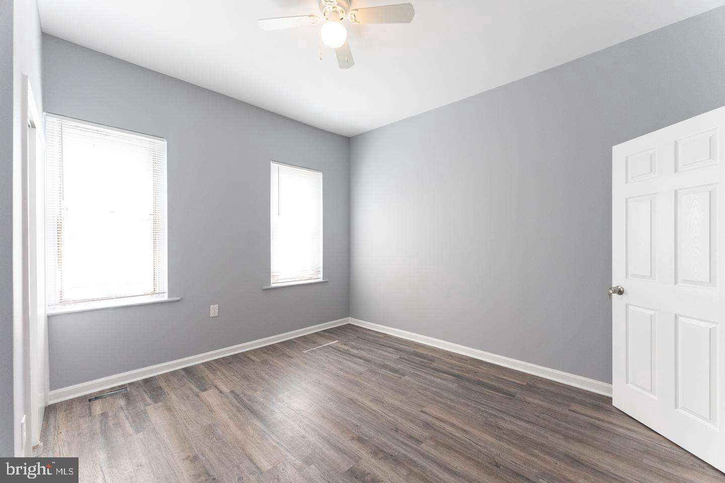 UNIVERSITY CITY - Residential Lease