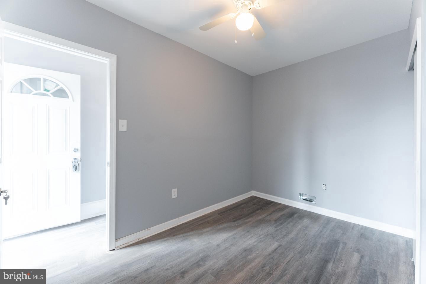 UNIVERSITY CITY - Residential Lease