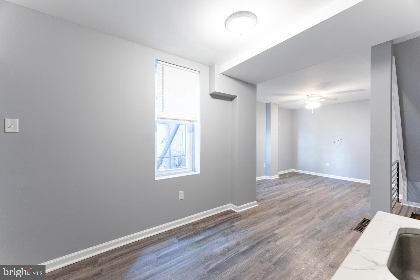 UNIVERSITY CITY - Residential Lease