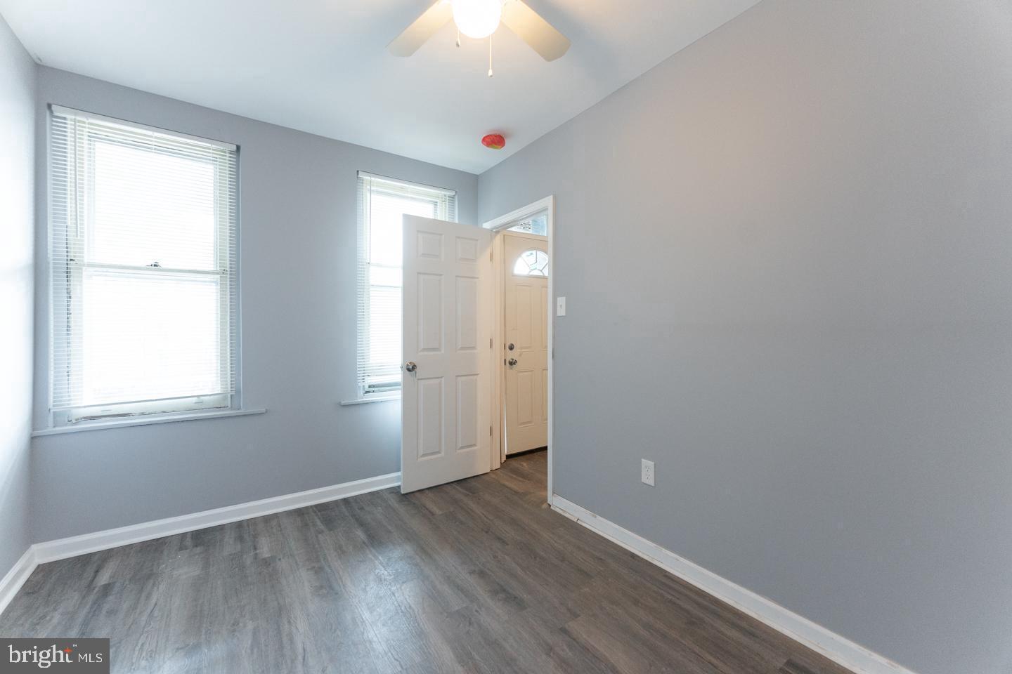 UNIVERSITY CITY - Residential Lease