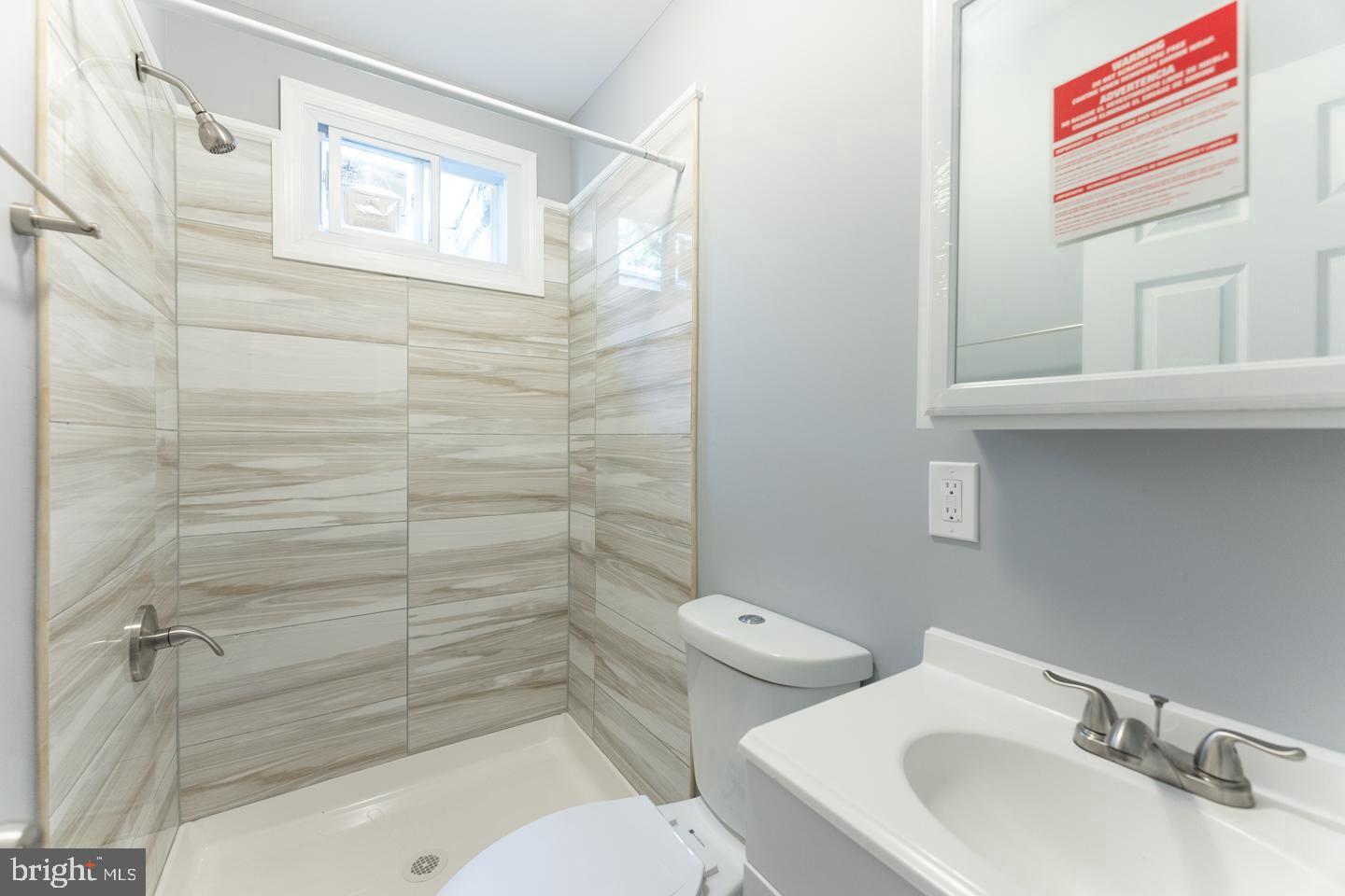 UNIVERSITY CITY - Residential Lease