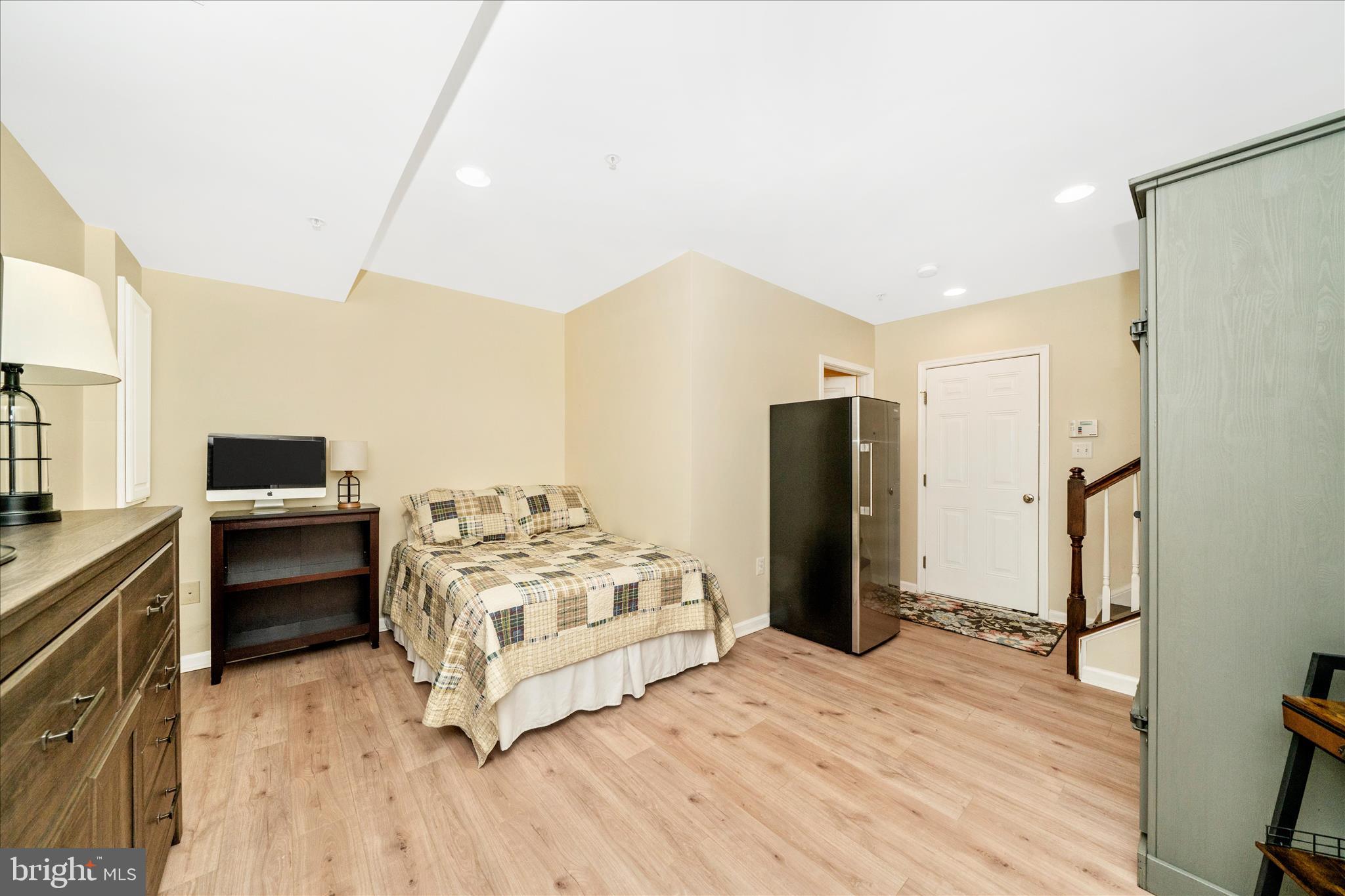 MAGRUDERS OVERLOOK - Residential