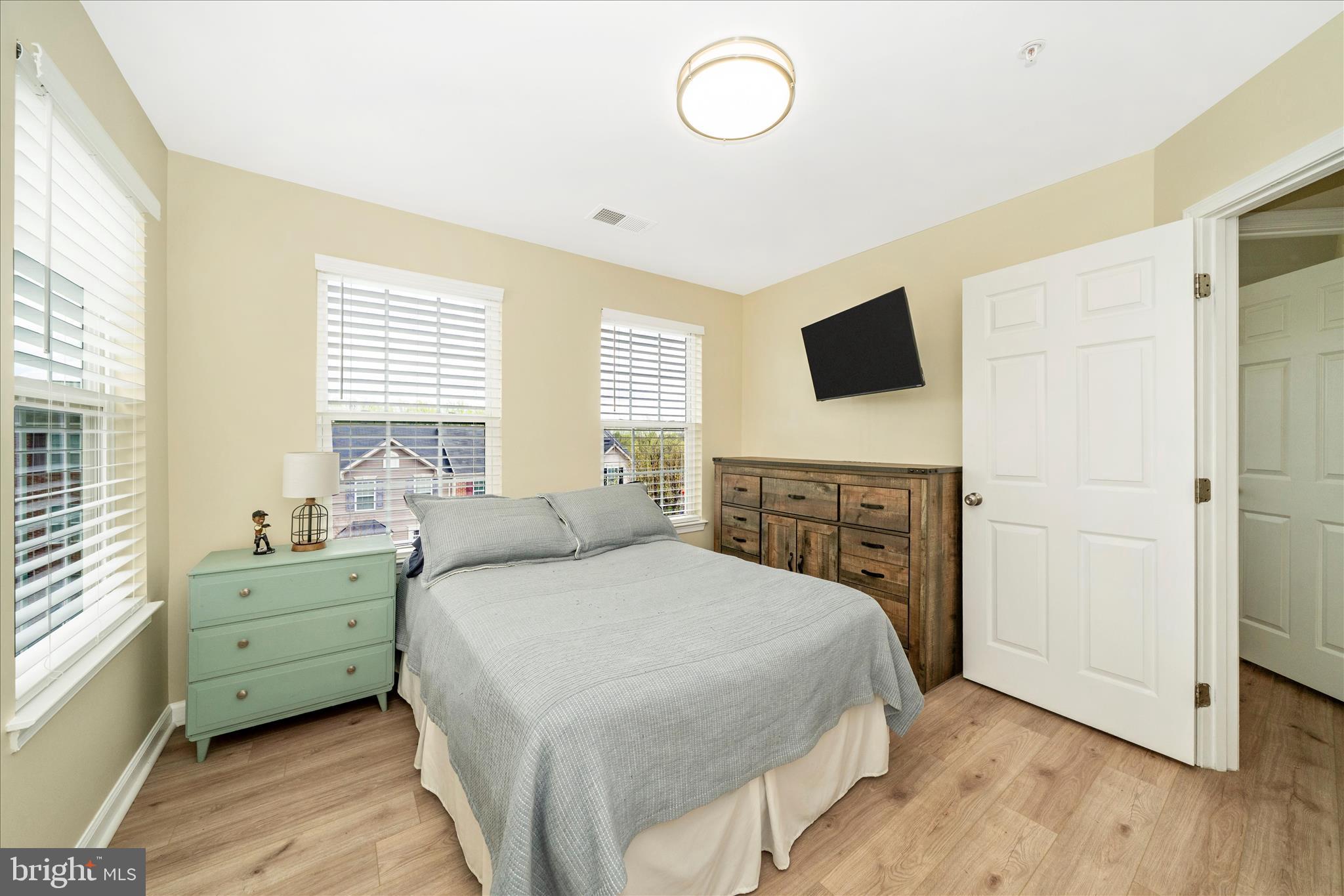 MAGRUDERS OVERLOOK - Residential