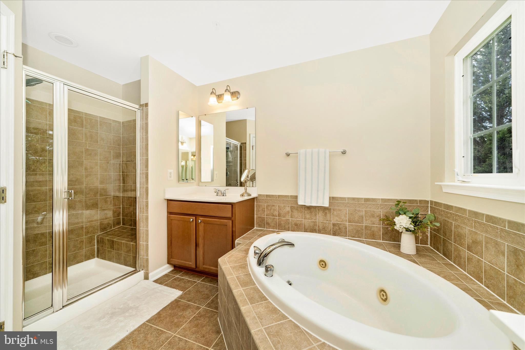 MAGRUDERS OVERLOOK - Residential