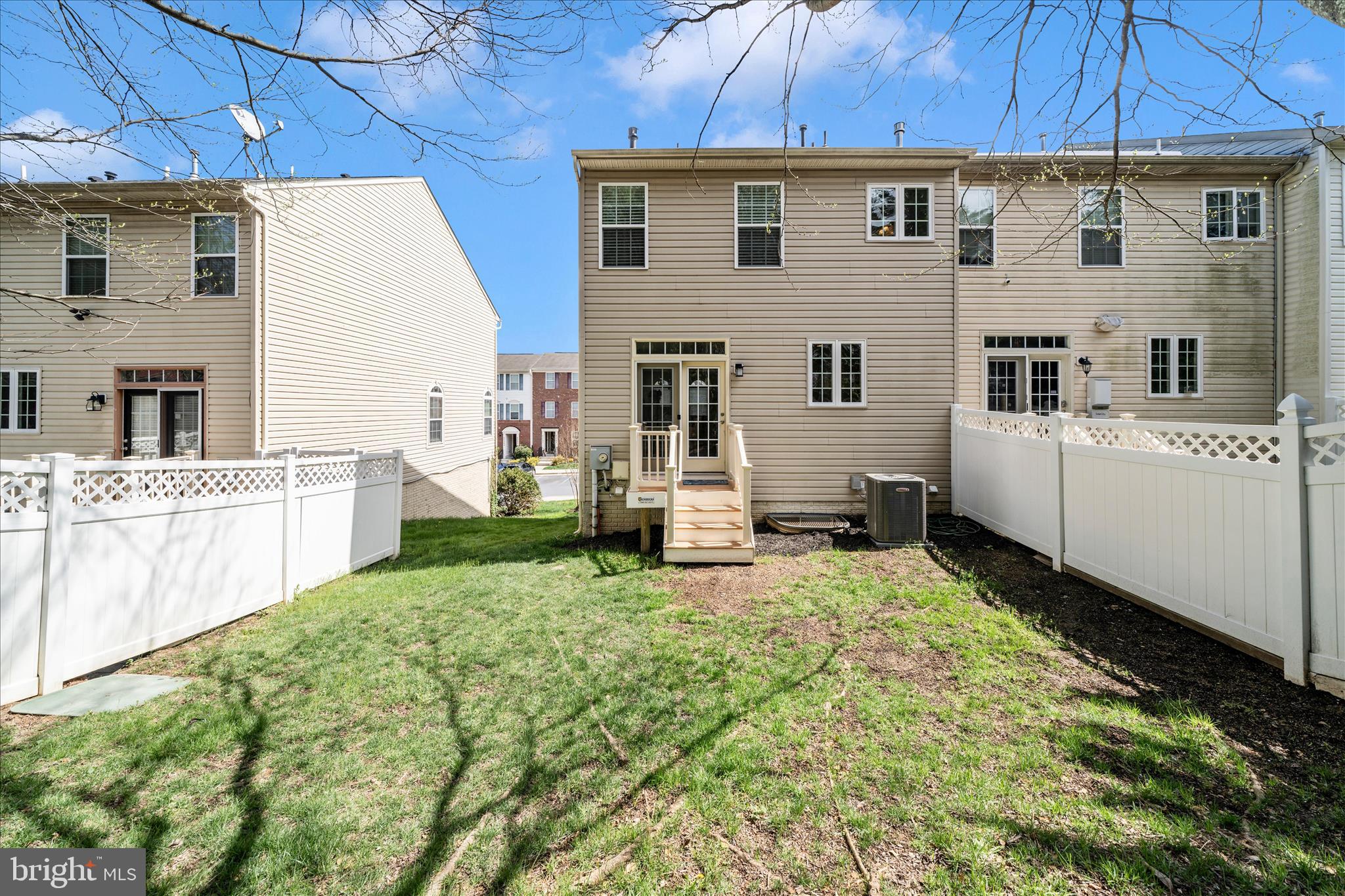 MAGRUDERS OVERLOOK - Residential