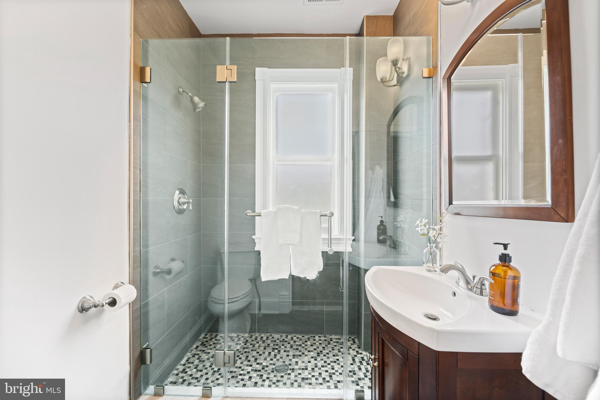 OLD TOWN ALEXANDRIA - Residential