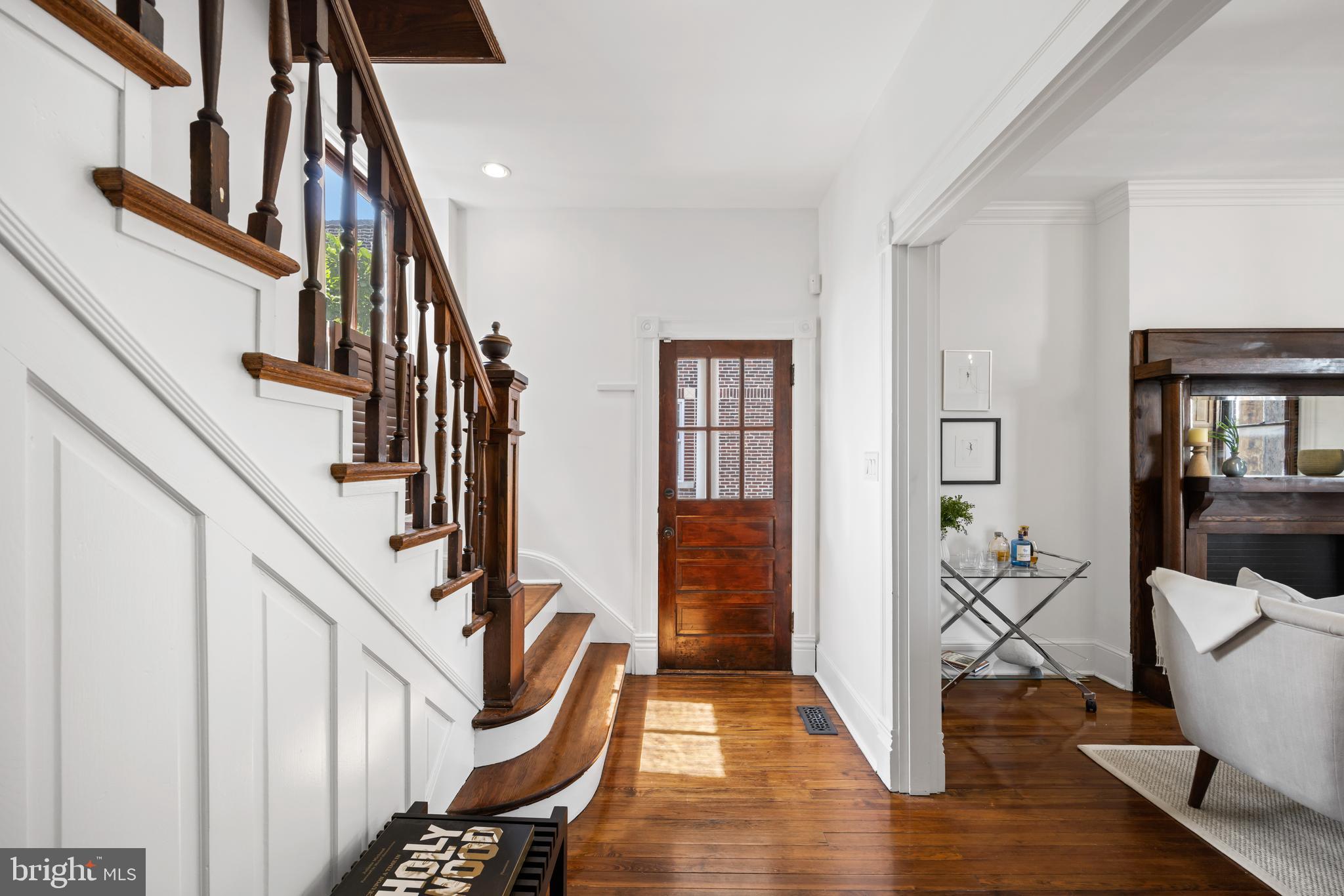 OLD TOWN ALEXANDRIA - Residential