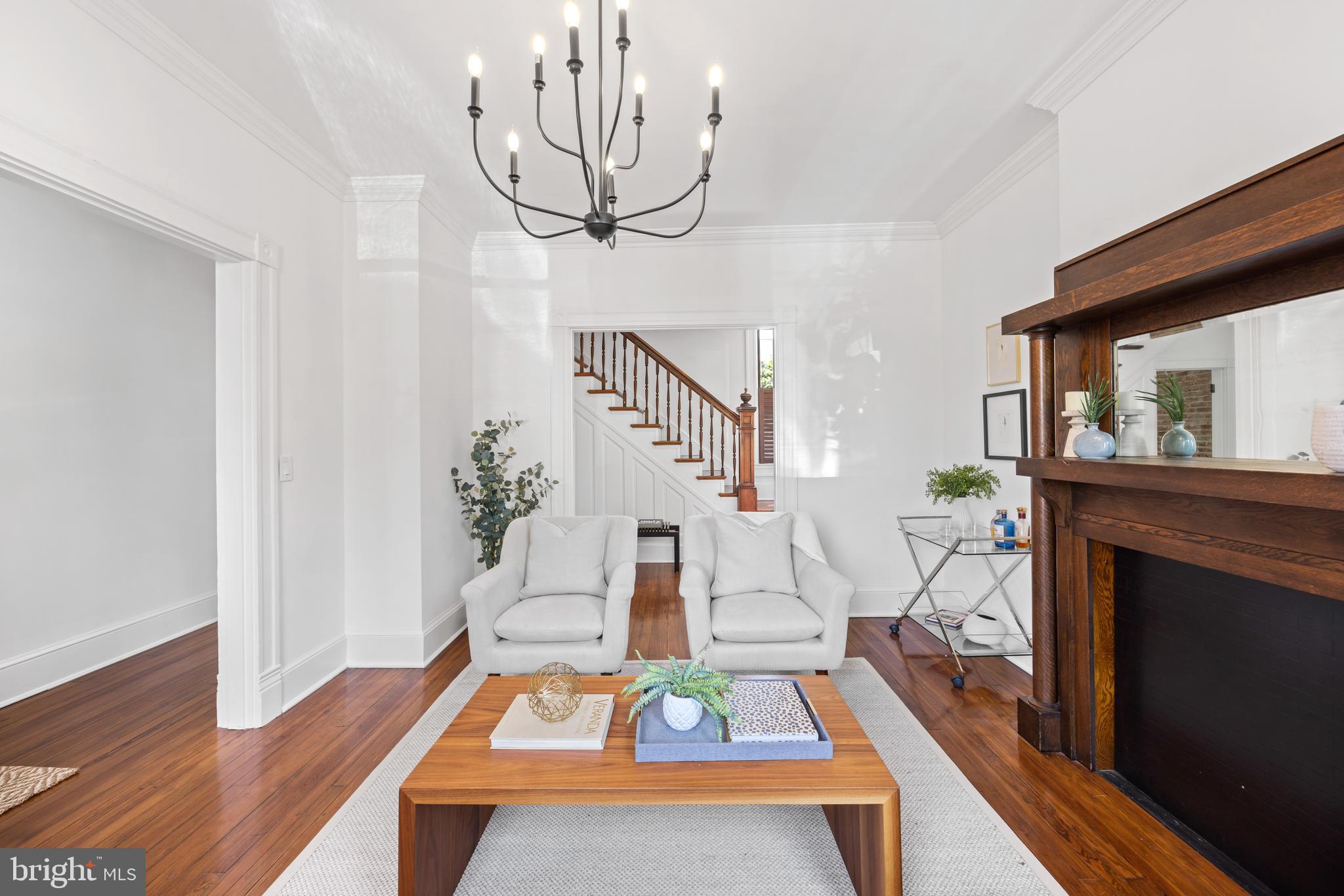 OLD TOWN ALEXANDRIA - Residential