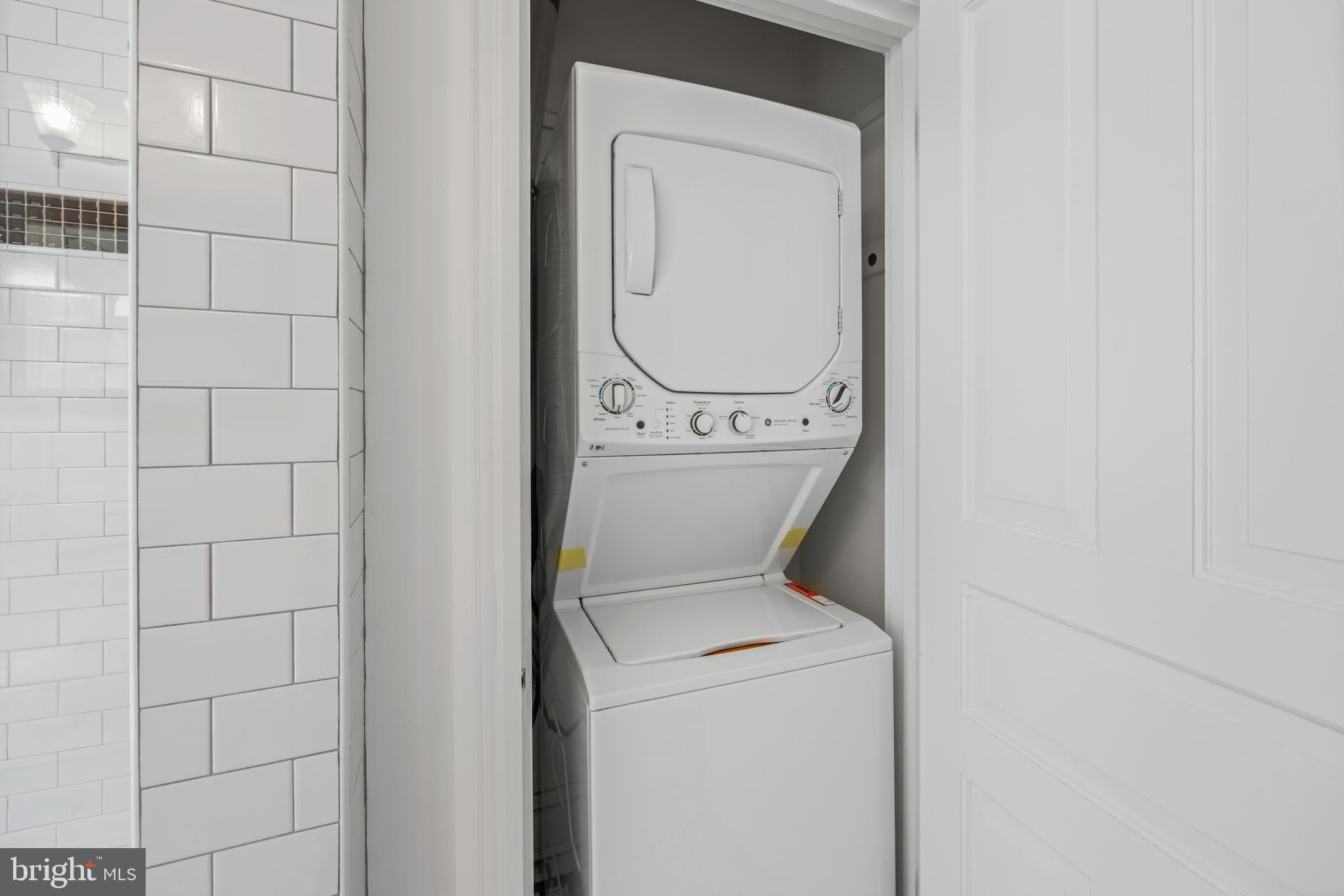 OLD TOWN ALEXANDRIA - Residential