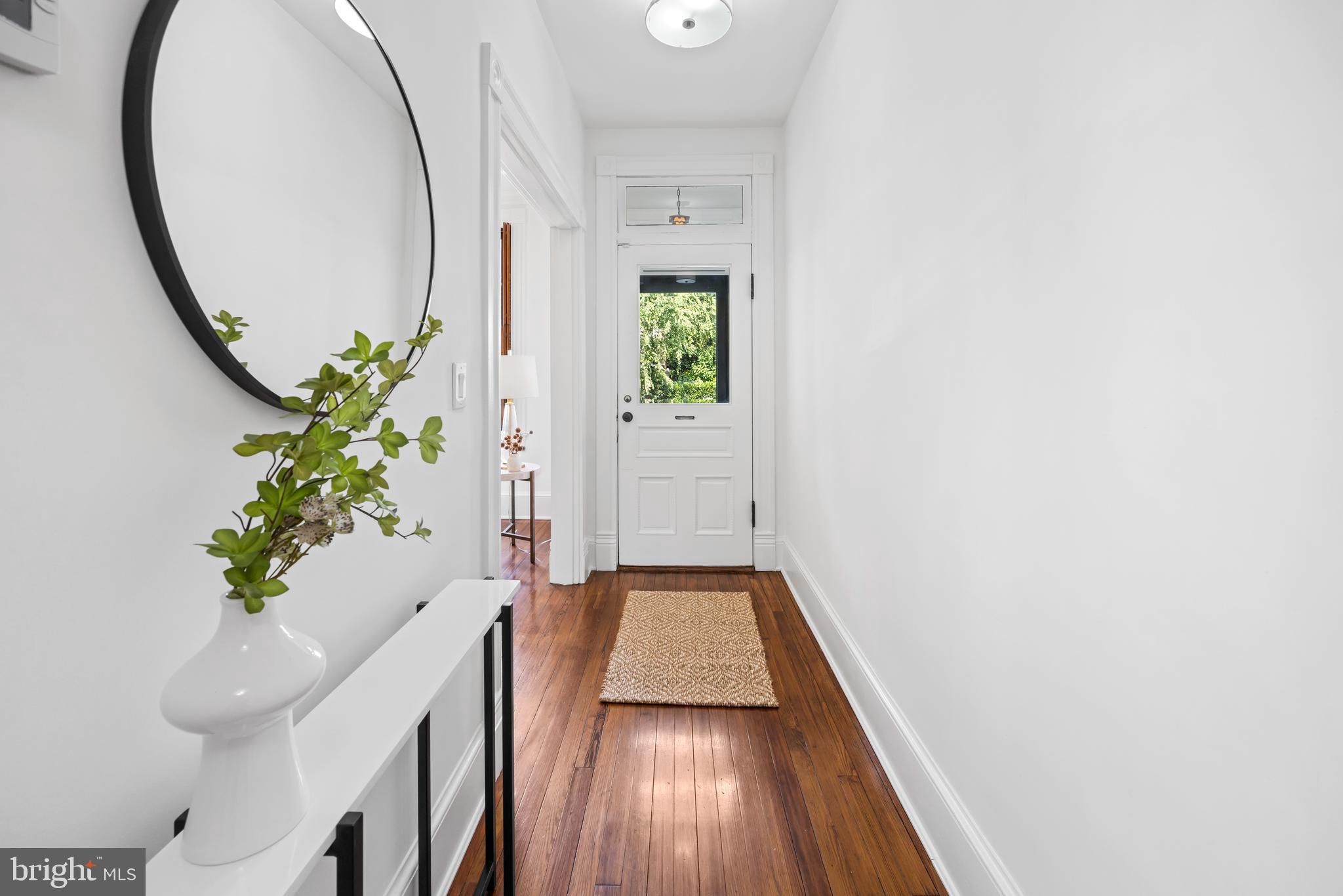 OLD TOWN ALEXANDRIA - Residential