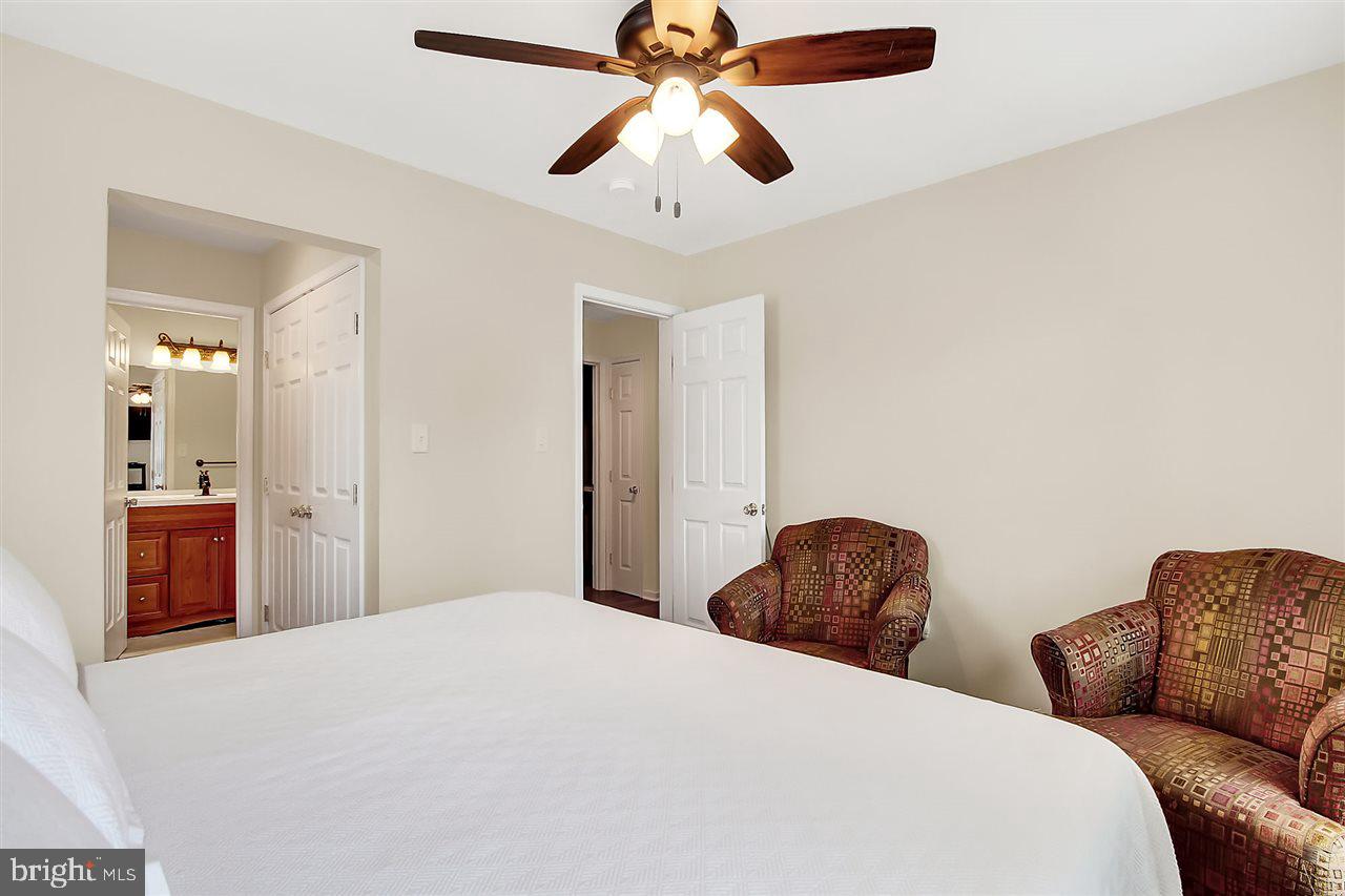 LEXINGTON MEADOWS - Residential