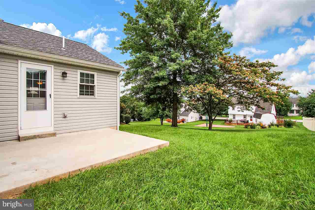 LEXINGTON MEADOWS - Residential