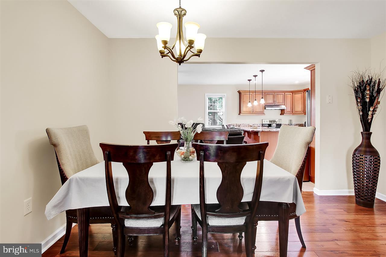 LEXINGTON MEADOWS - Residential