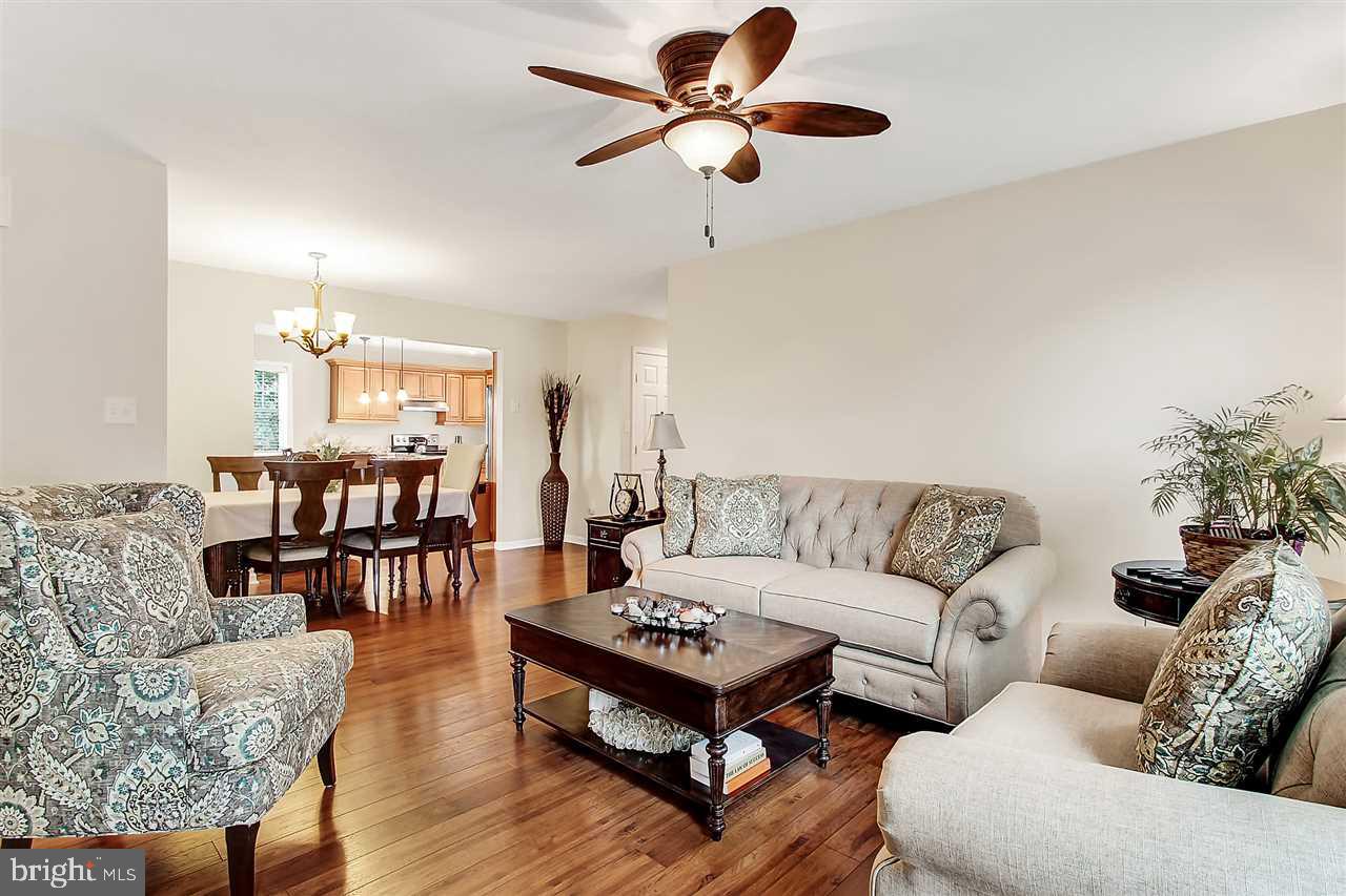 LEXINGTON MEADOWS - Residential