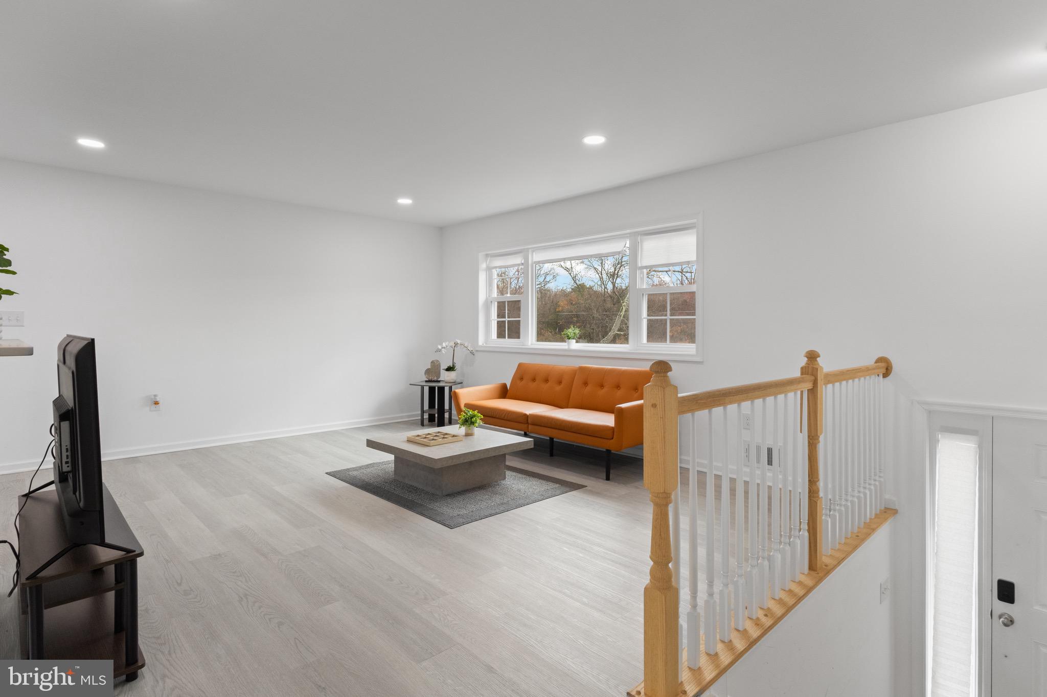 MARY-CATHERINE ESTATES - Residential