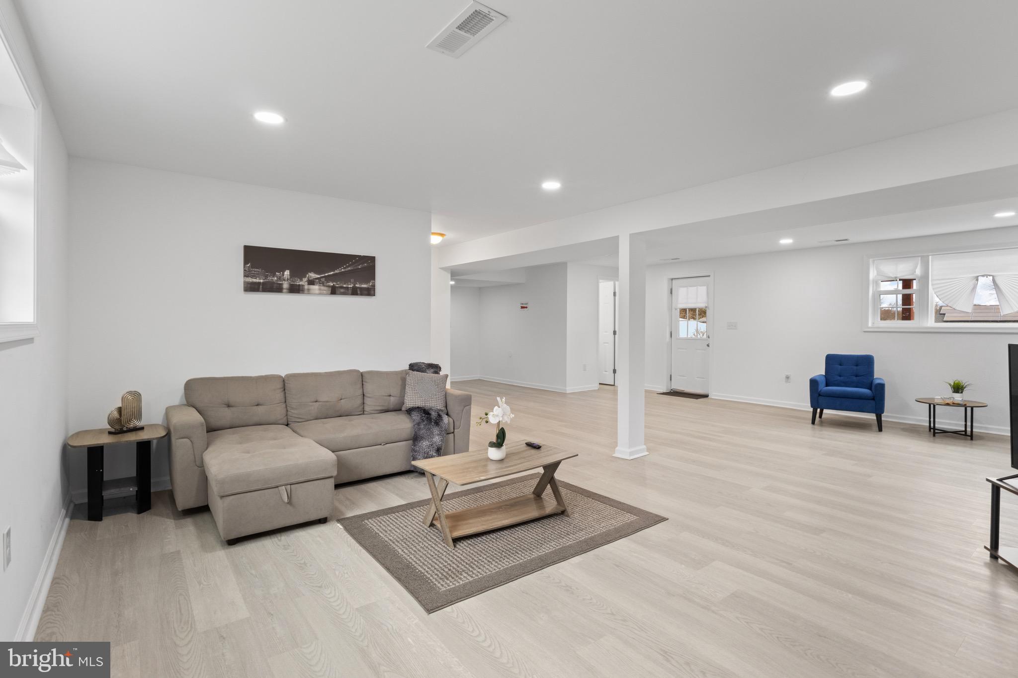 MARY-CATHERINE ESTATES - Residential