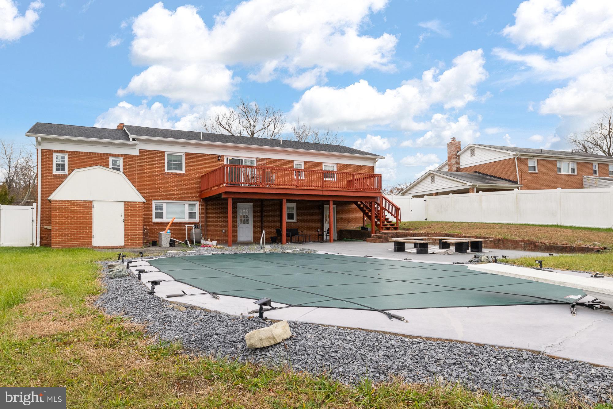 MARY-CATHERINE ESTATES - Residential