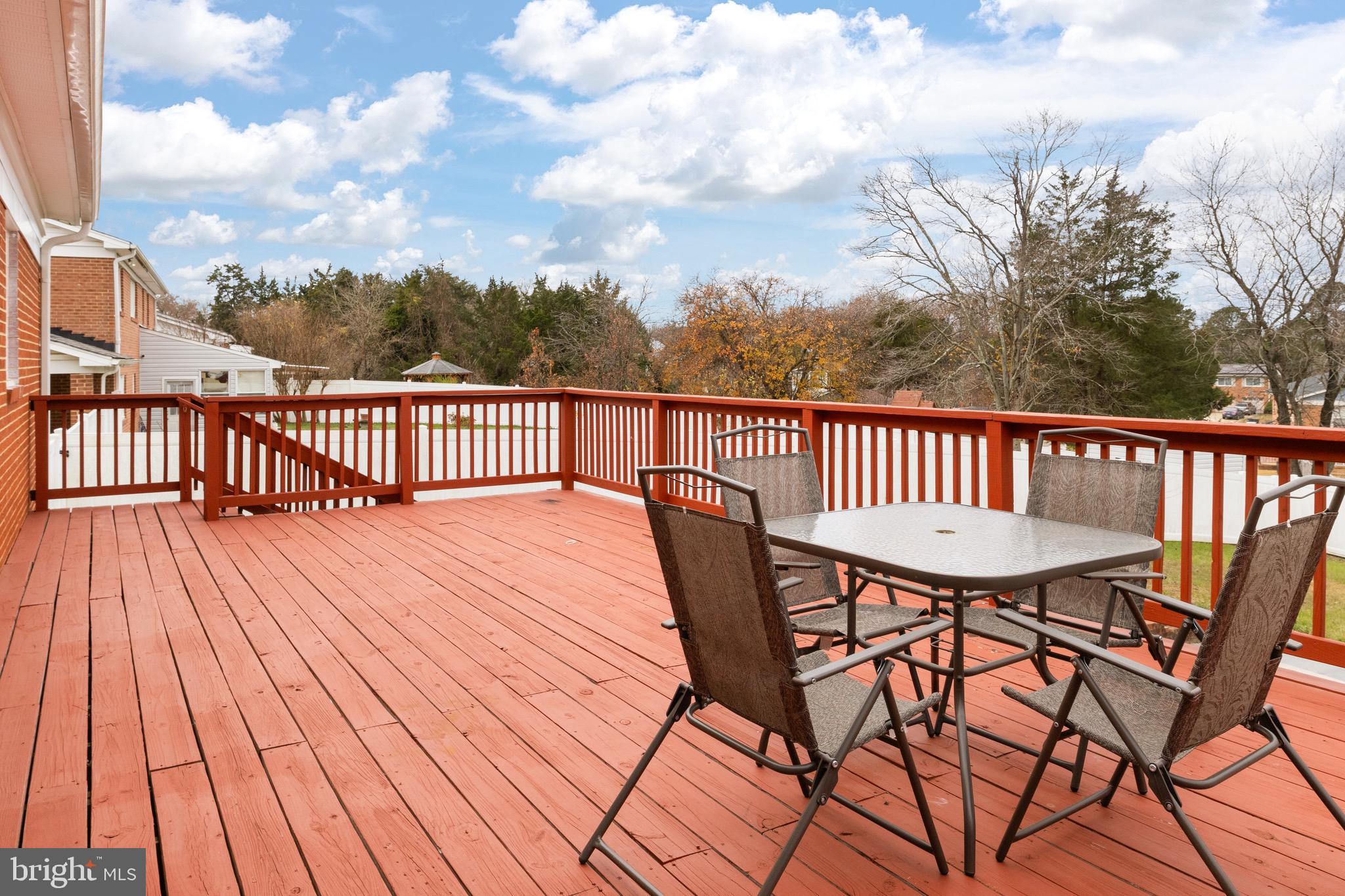 MARY-CATHERINE ESTATES - Residential