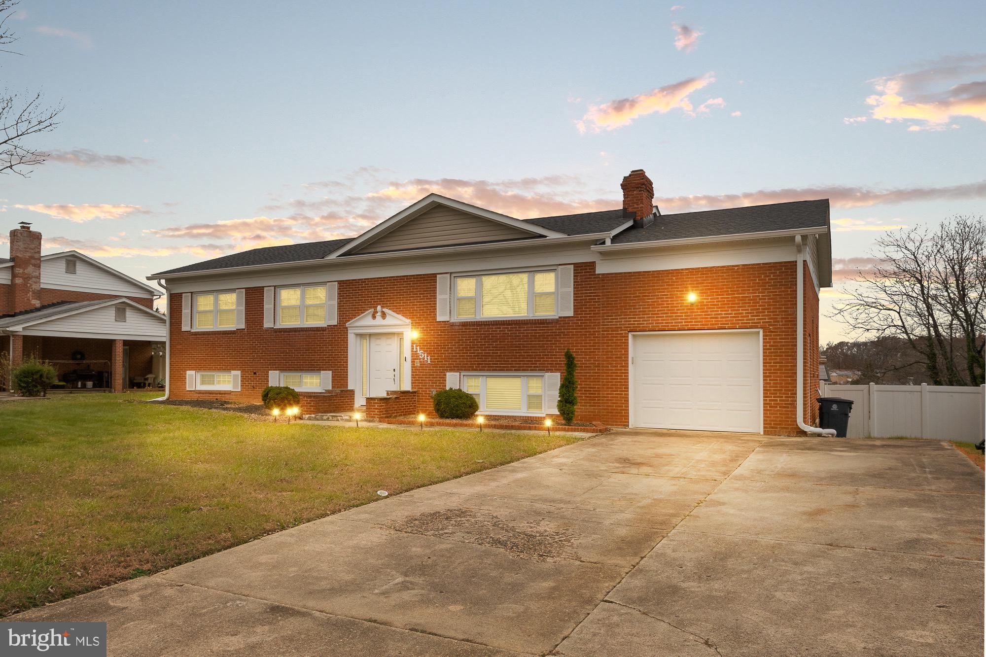 MARY-CATHERINE ESTATES - Residential