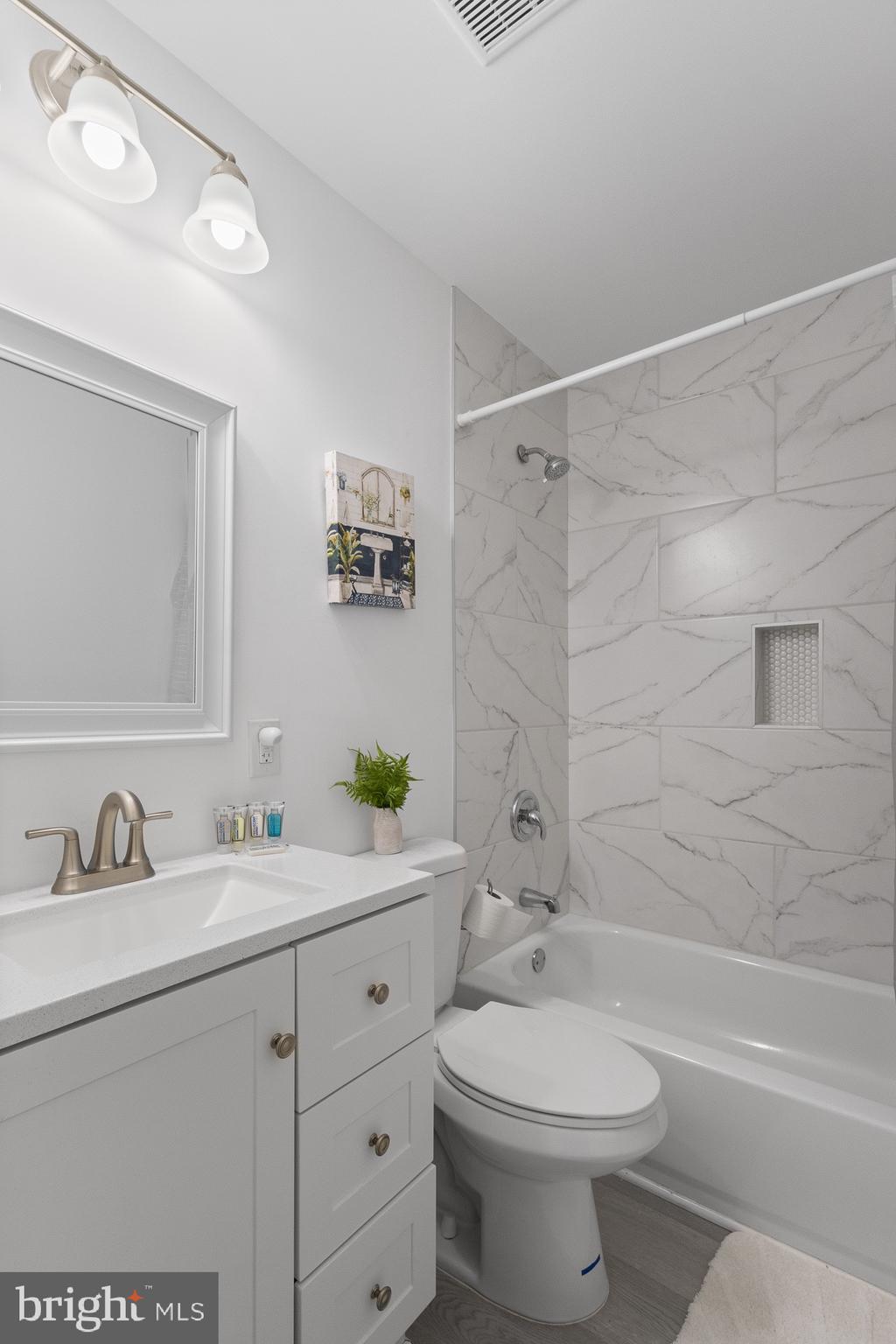 MARY-CATHERINE ESTATES - Residential