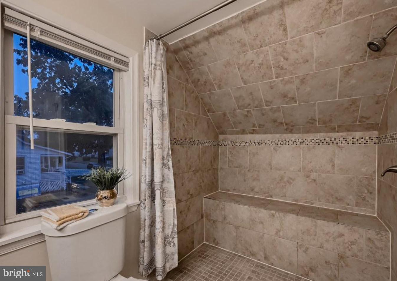 GWYNN OAK - Residential Lease