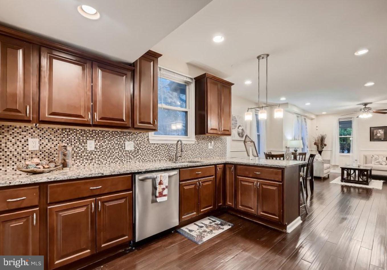 GWYNN OAK - Residential Lease