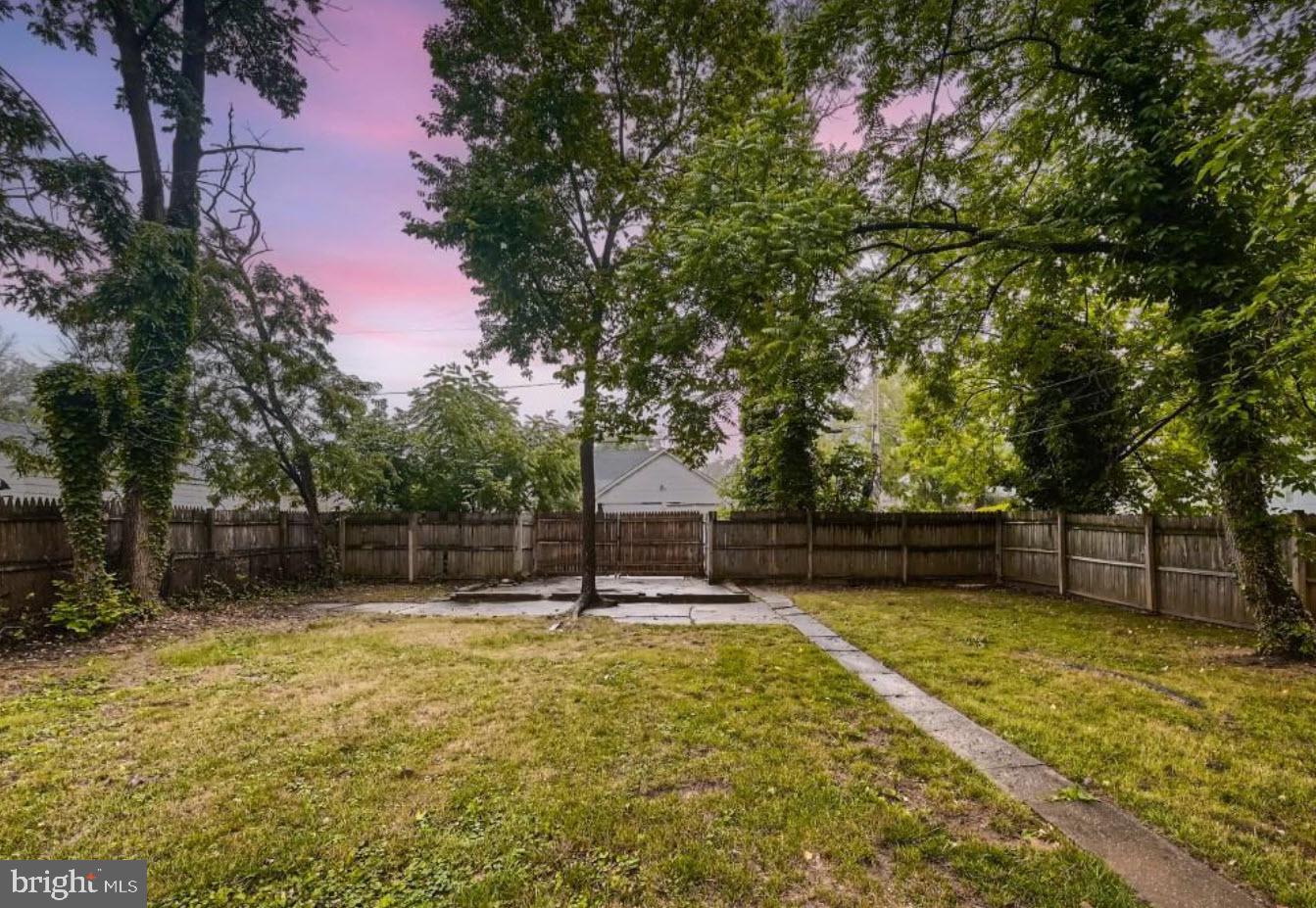 GWYNN OAK - Residential Lease