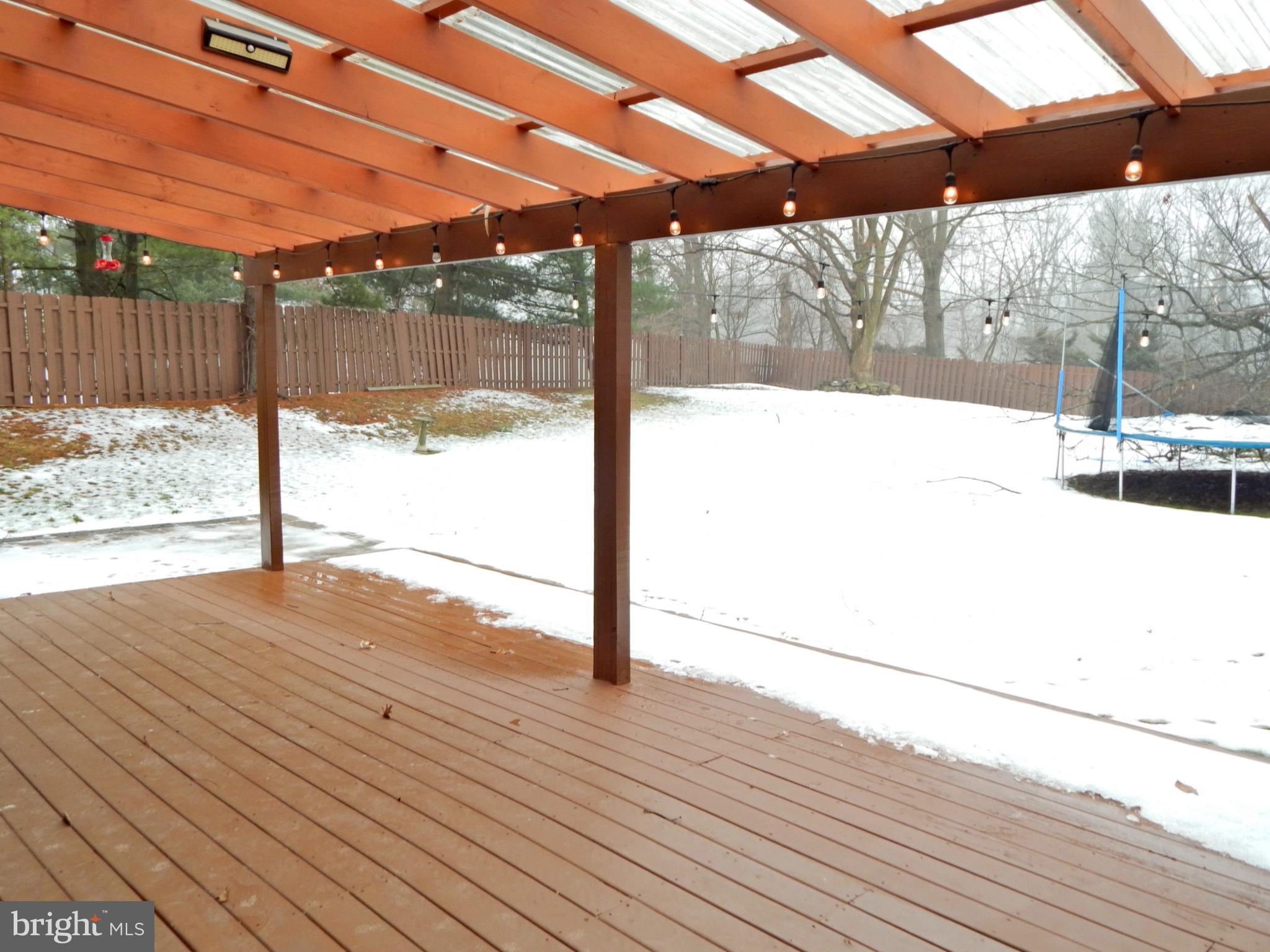 SAW MILL VALLEY - Residential Lease