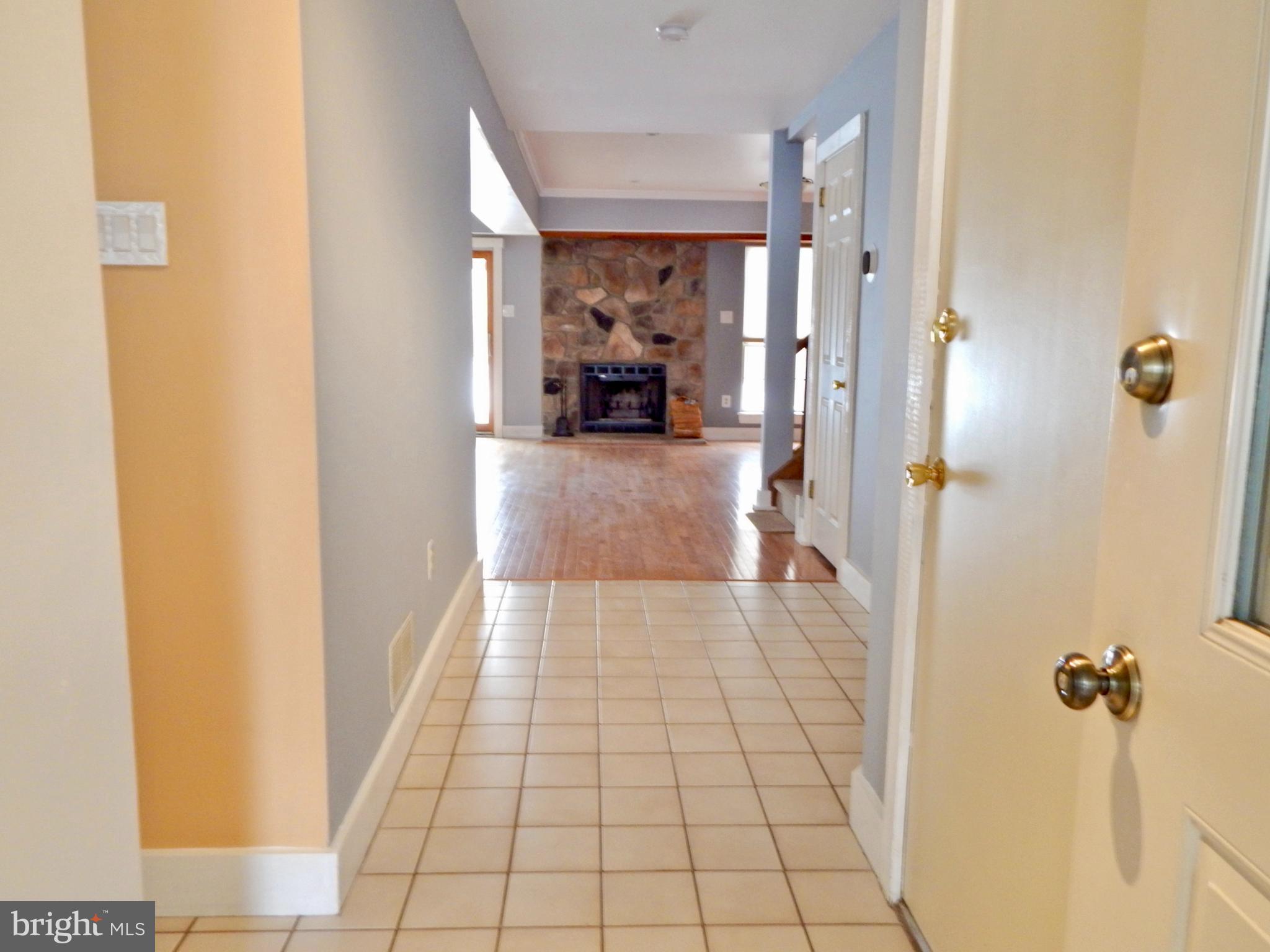 SAW MILL VALLEY - Residential Lease