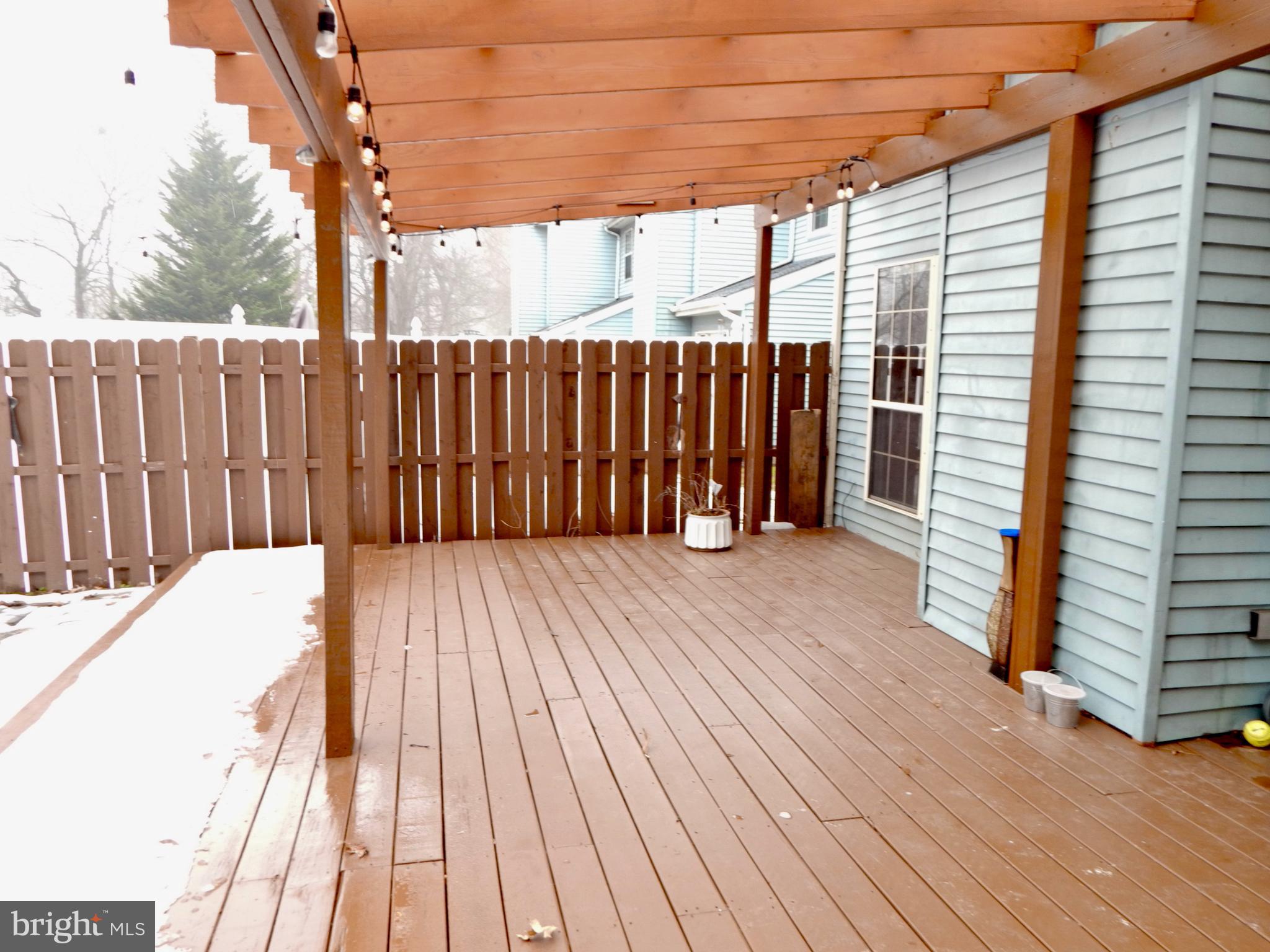 SAW MILL VALLEY - Residential Lease